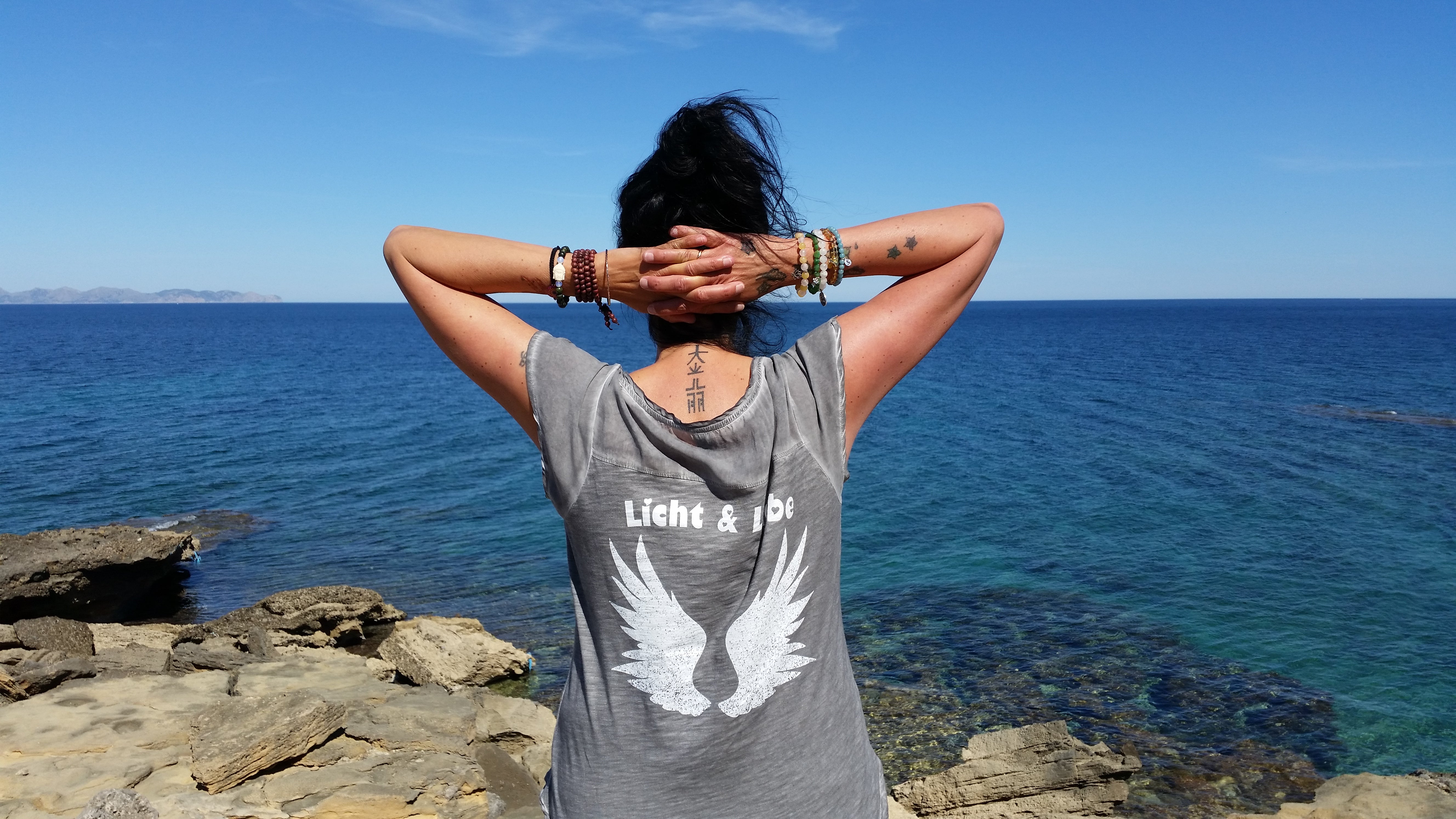 gut geerdet sein, standhaft bleiben, in der eigenen Mitte ruhen #samaki #reiki #mallorca
