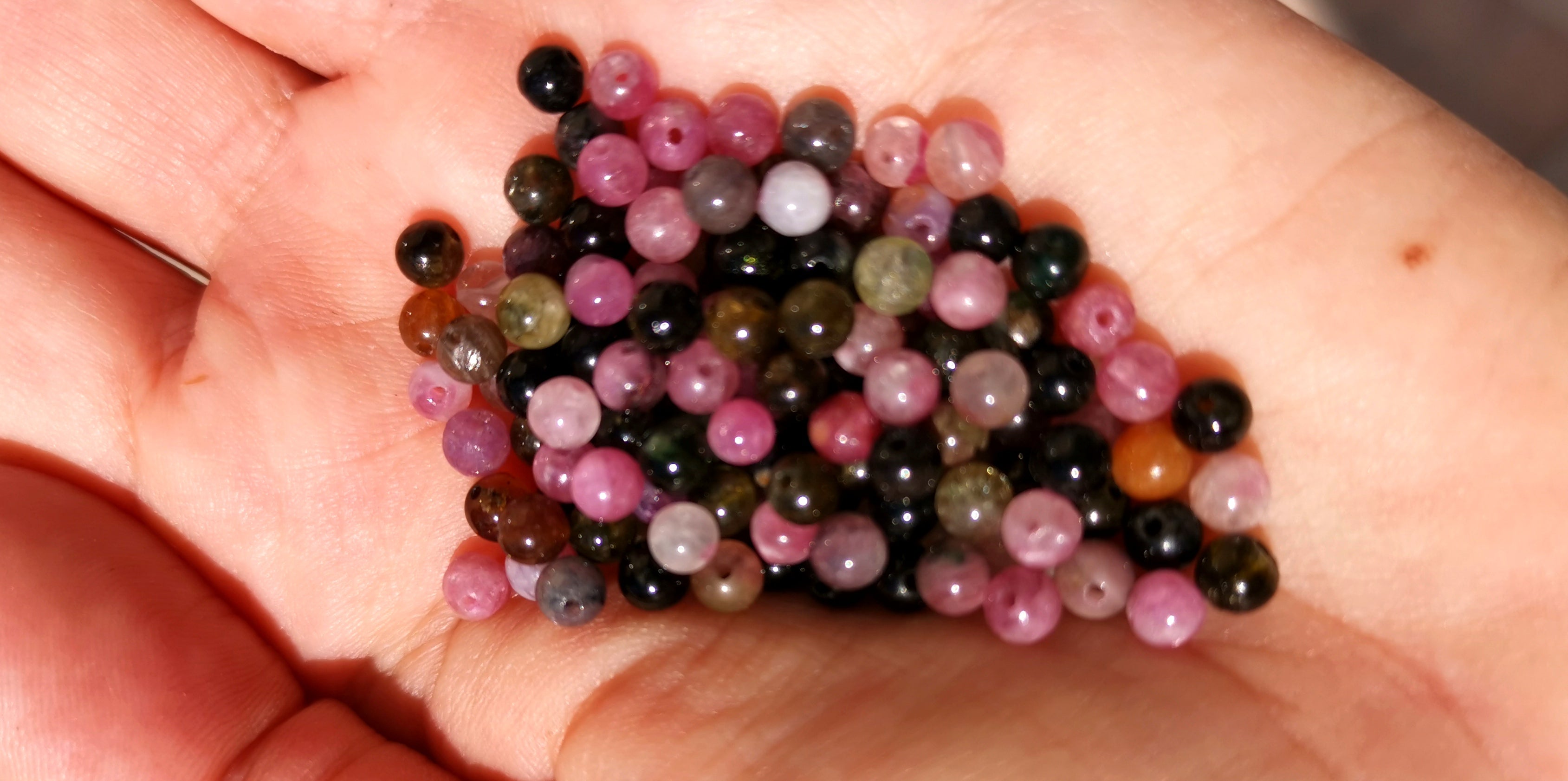 Turmalin Edelstein Heilstein Karma Reiki Chakra Schmuck samaki mallorca