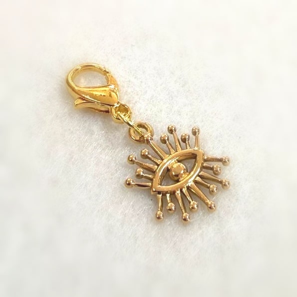 Auge von Nazar Charm – Gold Edelstahl · geweiht für Schutz, Klarheit & Licht