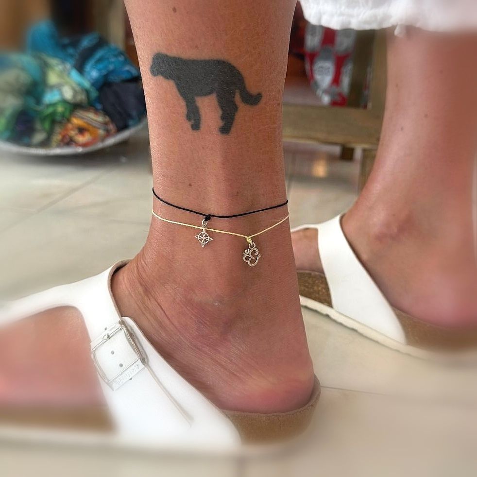 Hexenknoten Reminder „Erinnere dich“ – Sterlingsilber Karma Fadenarmband & Fußkettchen, geweiht
