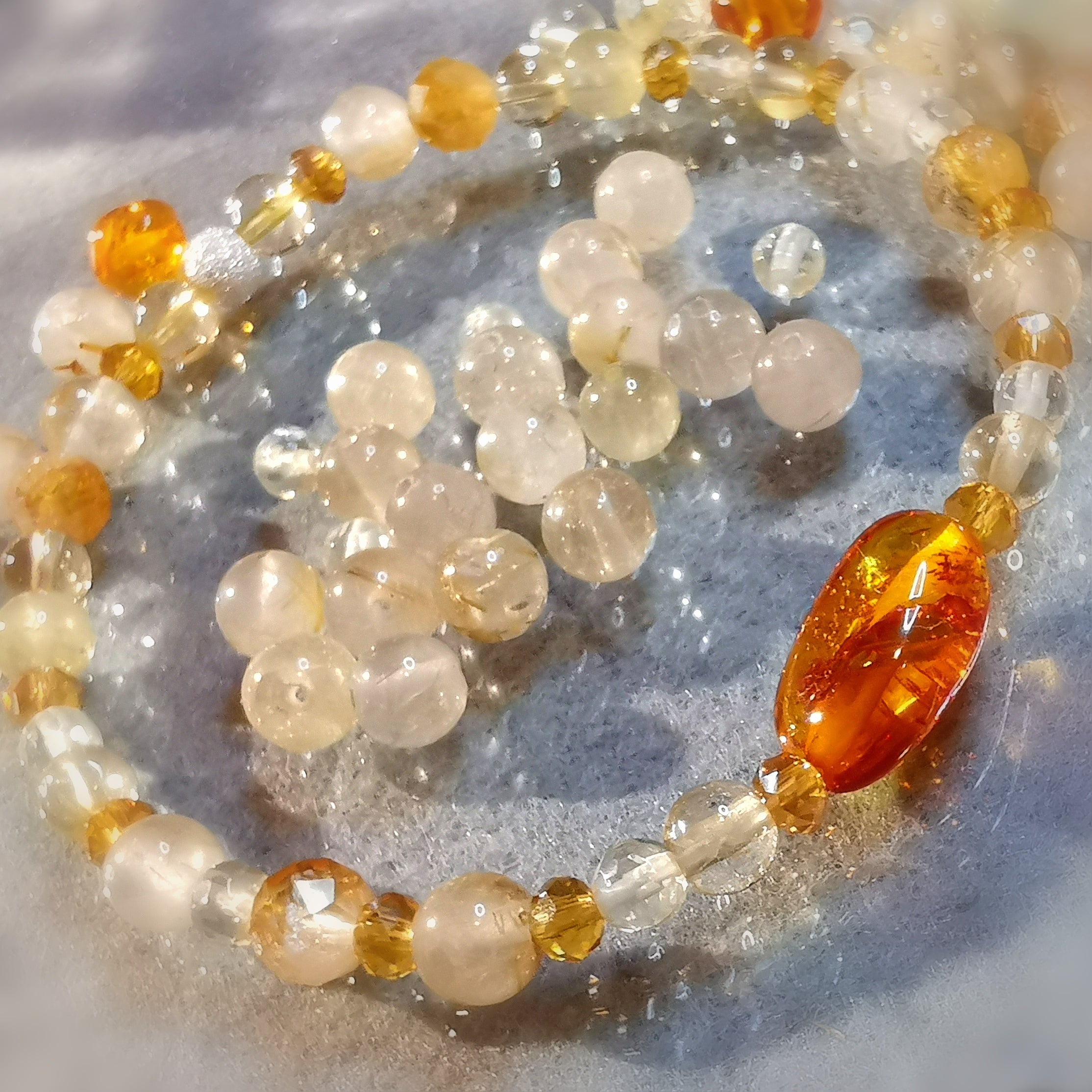 geweihtes Bernstein, Limonenquarz Zitronen Heilstein, Gold Beryll, Rutilquarz und Citrin Edelstein Armband, Licht und Liebe
