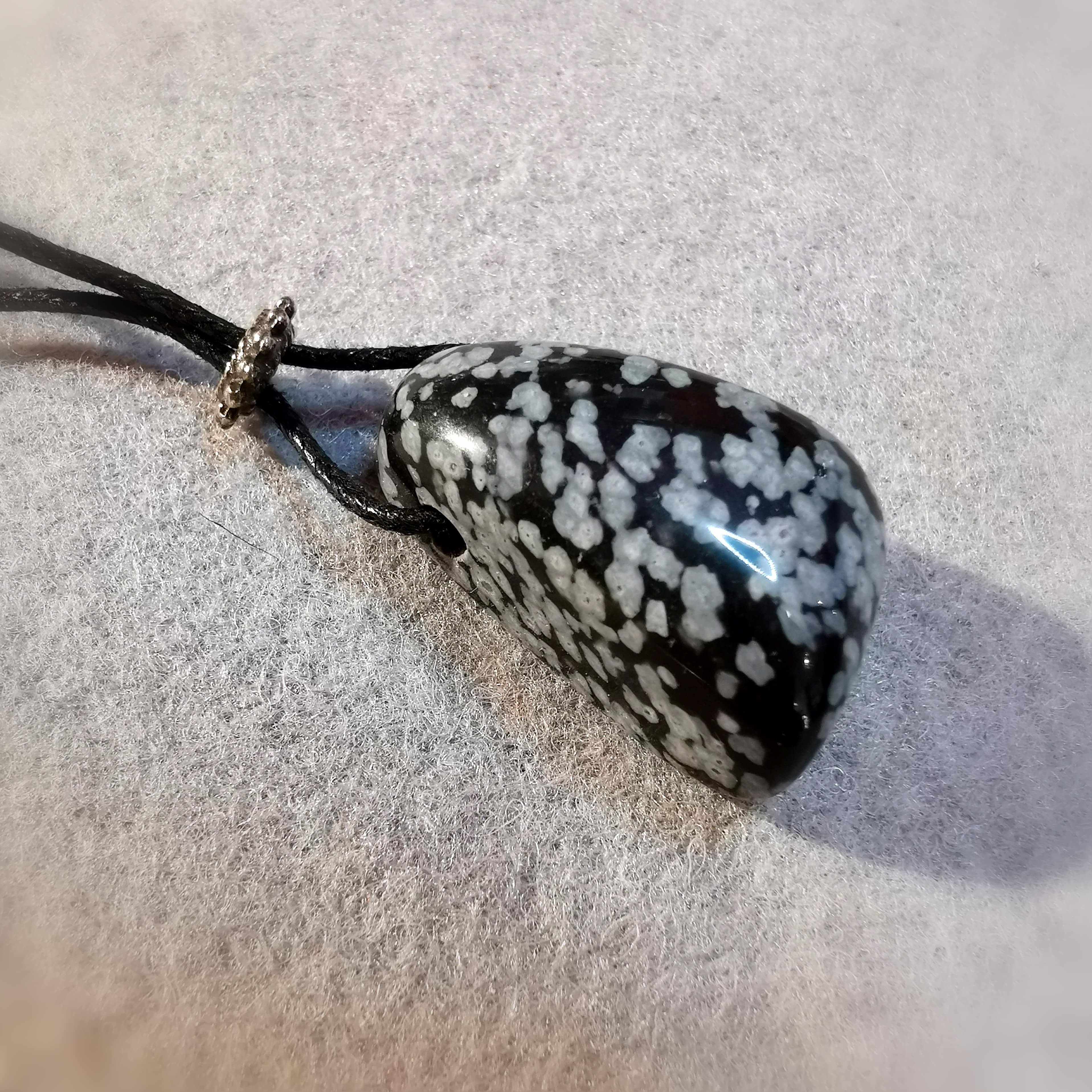 Schneeflocken Obsidian Karma Kette, geweiht - Spontanität und Lebensfreude