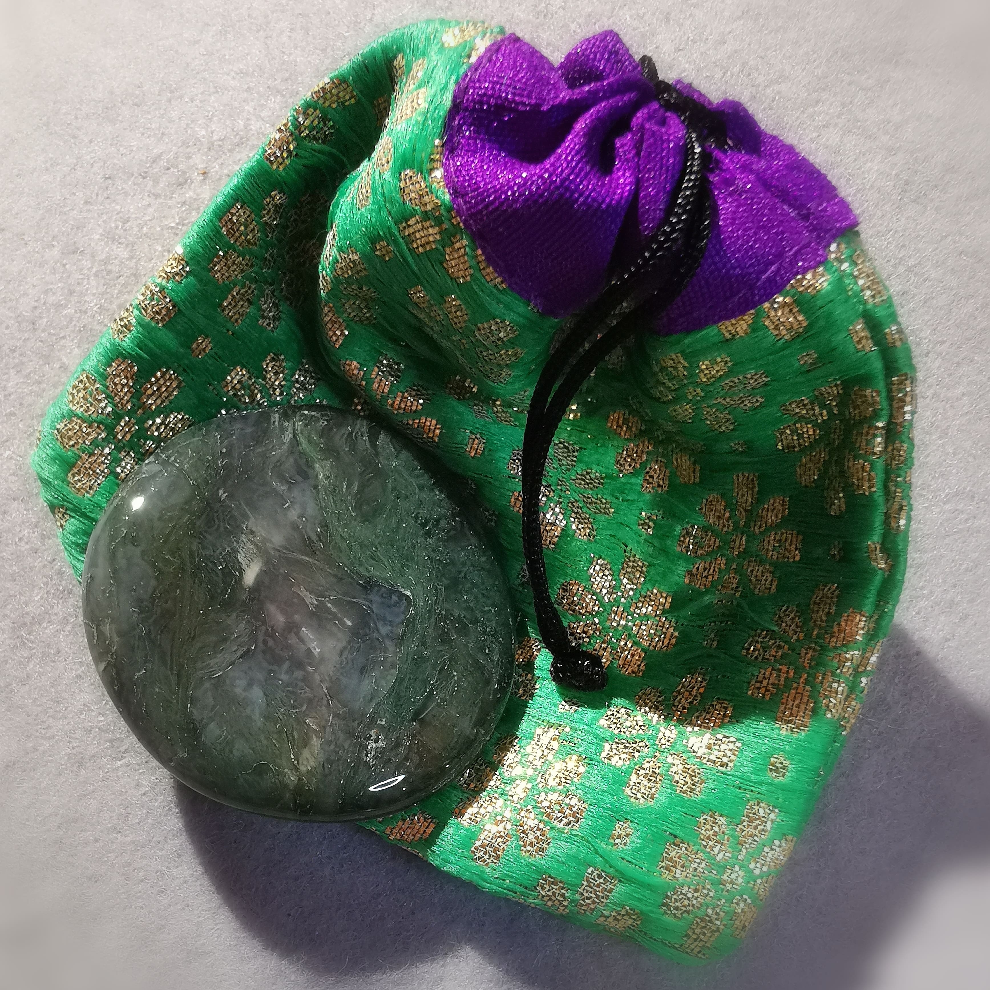 Moosachat Achat Handschmeichler Karma Edelstein Heilstein - Reiki, Yoga, Meditation, kraftvolle Wege