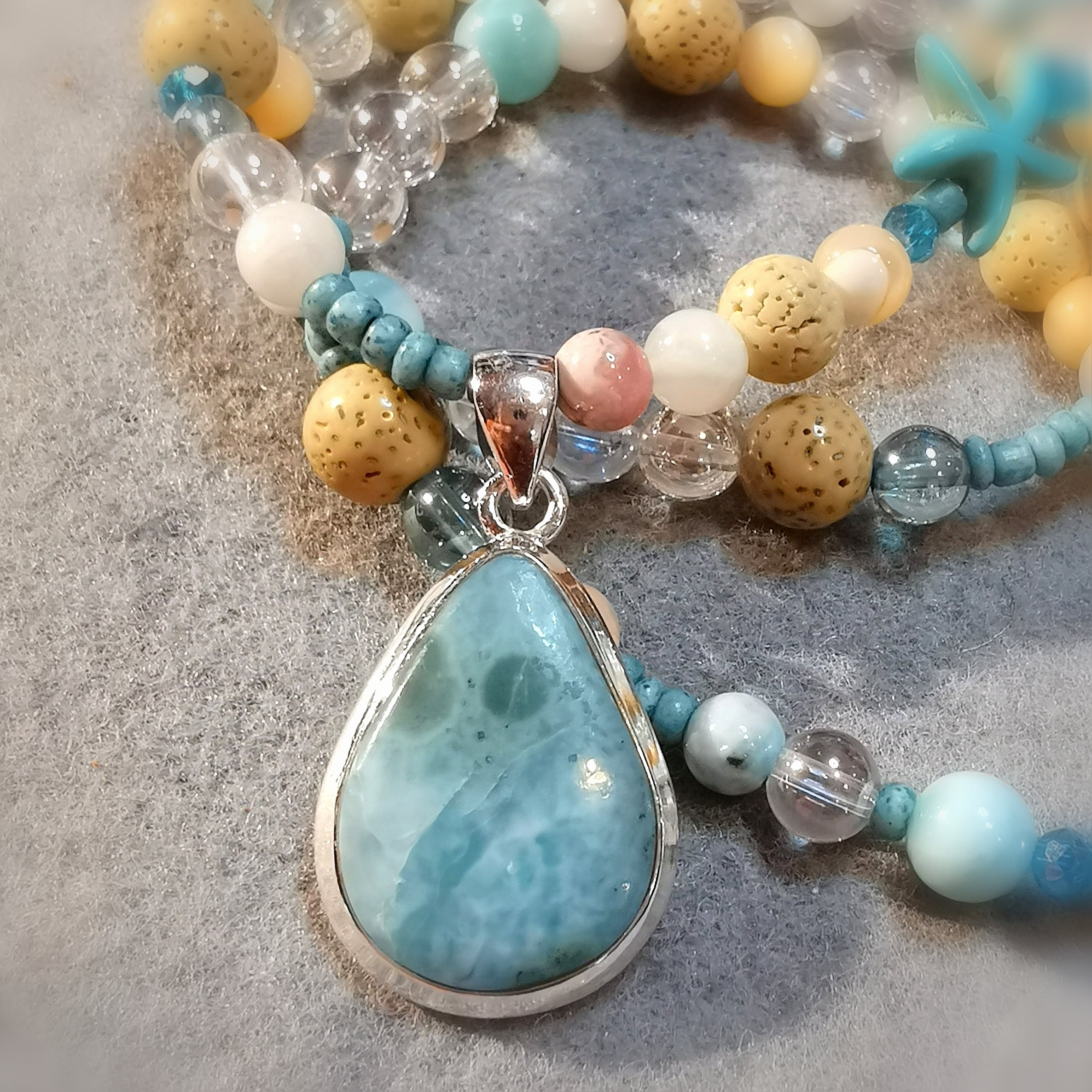 Larimar Perlmutt Lotus Angel Aura Boho Kette, geweiht: Krafttier Schmuck Schildkröte und Seestern, Vertrauen und Fröhlichkeit