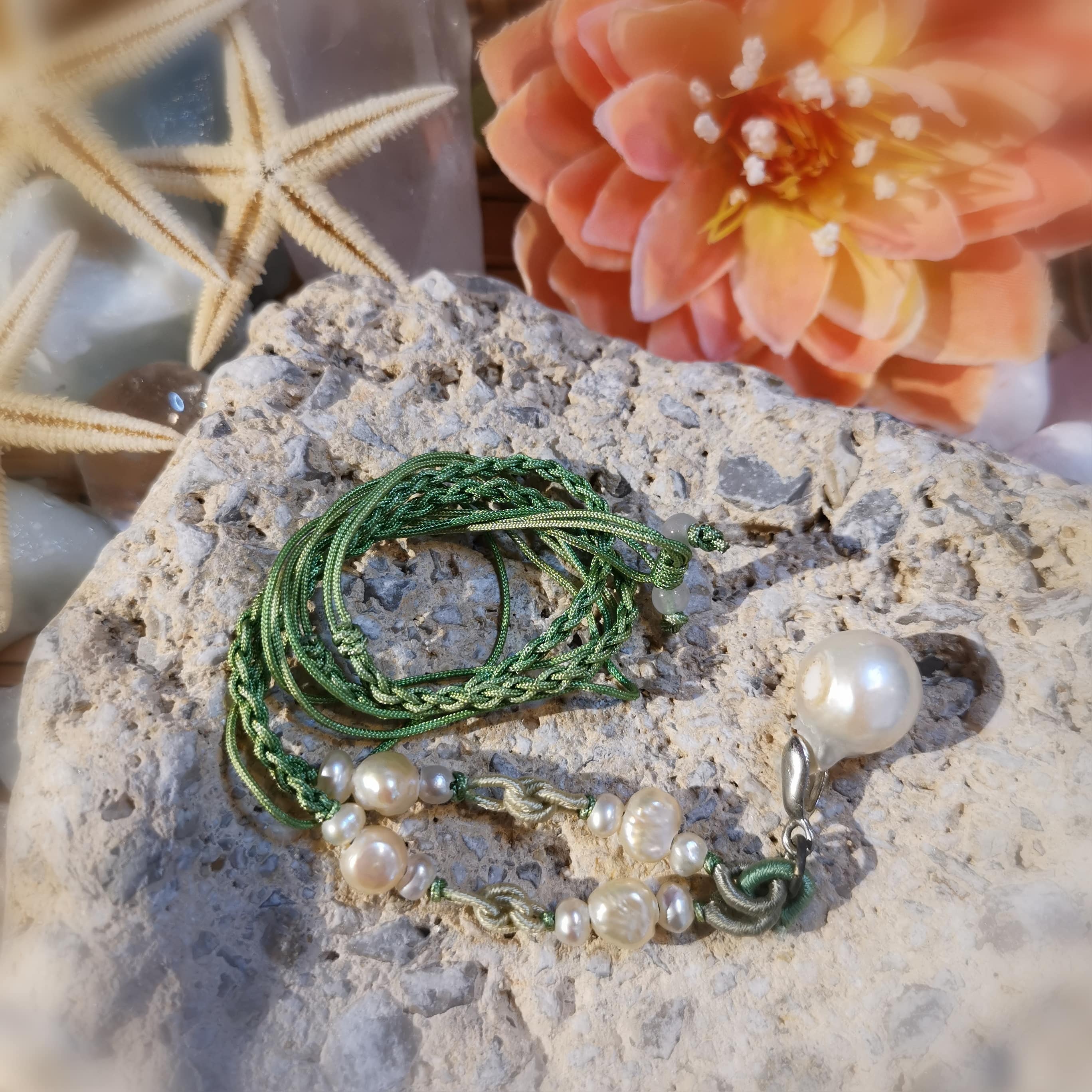 Natur Perle Ethno Hippie Karma Kette grün weiss - Lebensfreude