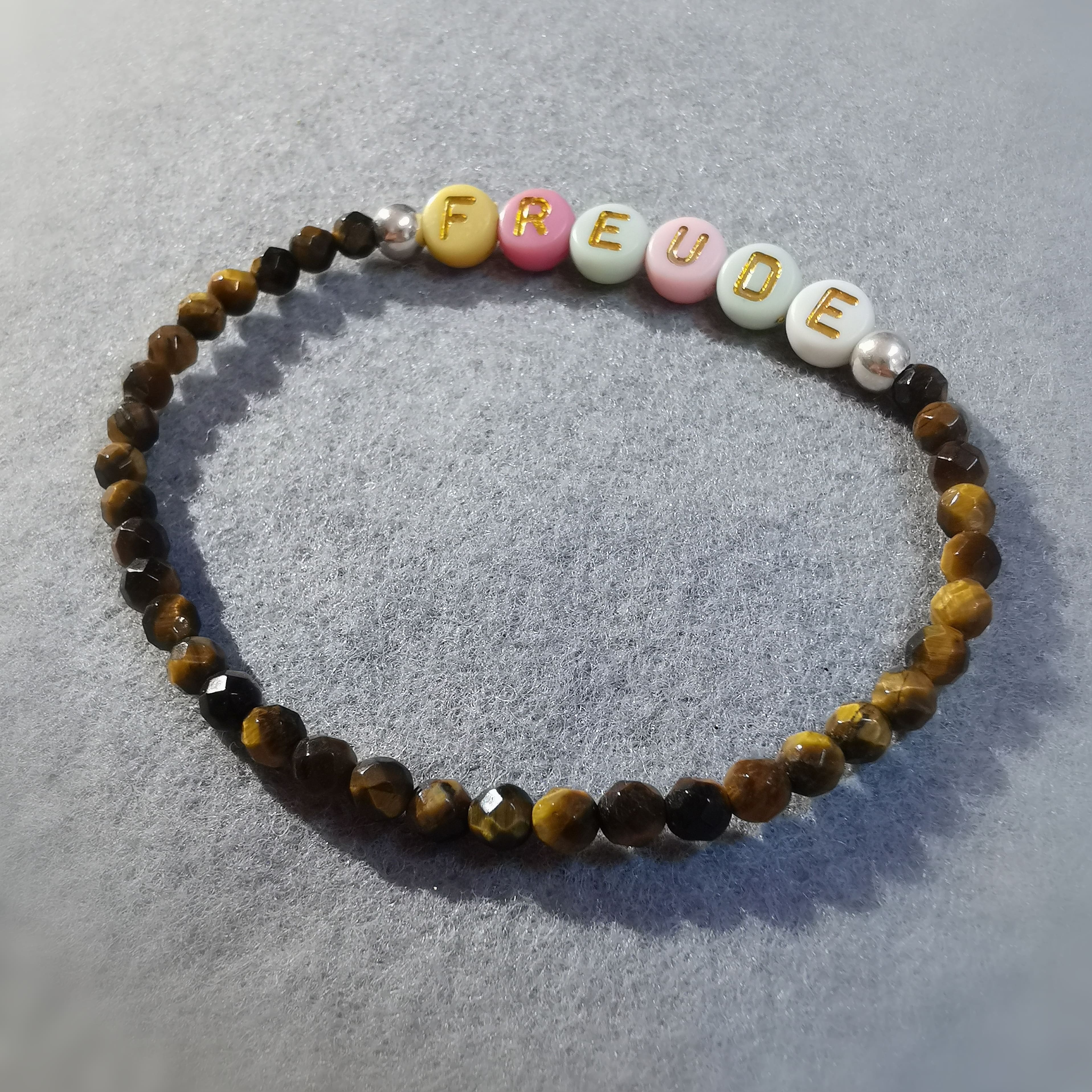 stille Worte, Tigerauge Edelstein Heilstein Karma Armband, geweiht - Freude