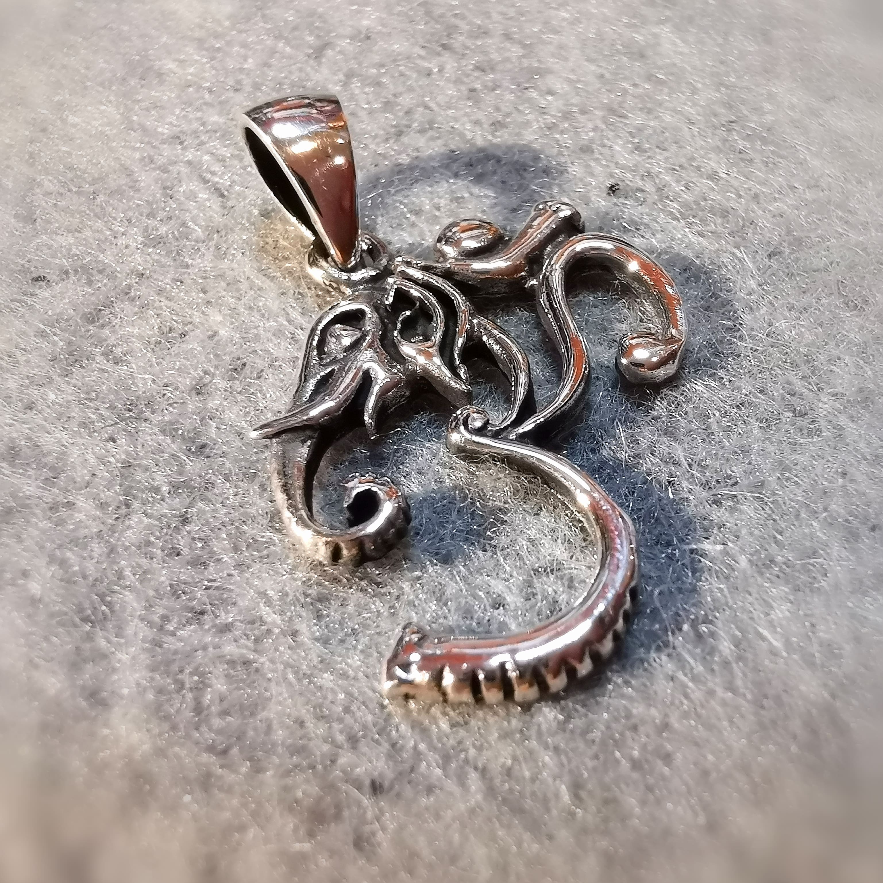 OM Ganesha Glückssymbol Anhänger Sterlingsilber, Schutz und Frieden