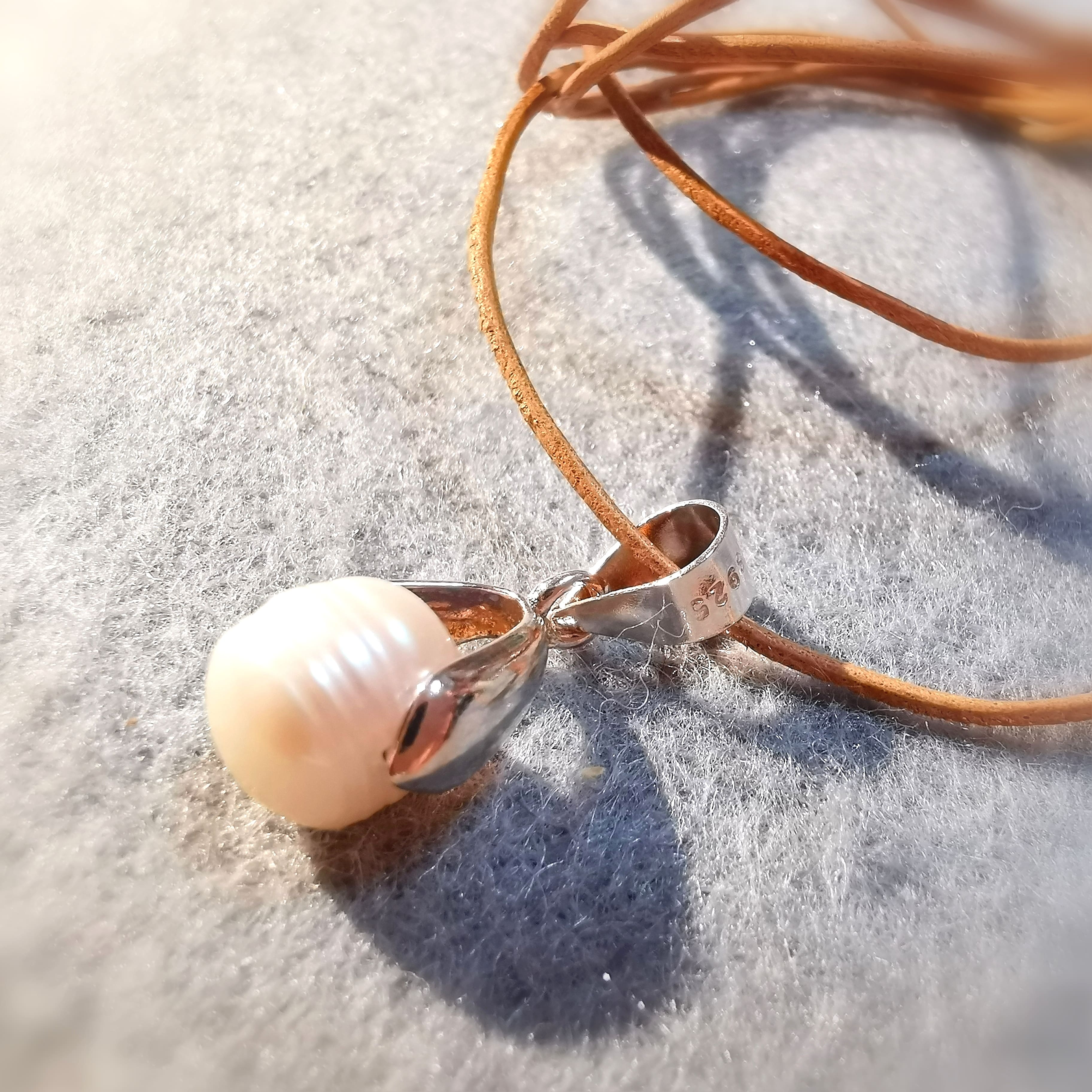weiße Perle, Sterlingsilber, Leder: Boho Hippie Kettchen, geweiht, Schönheit des Lebens