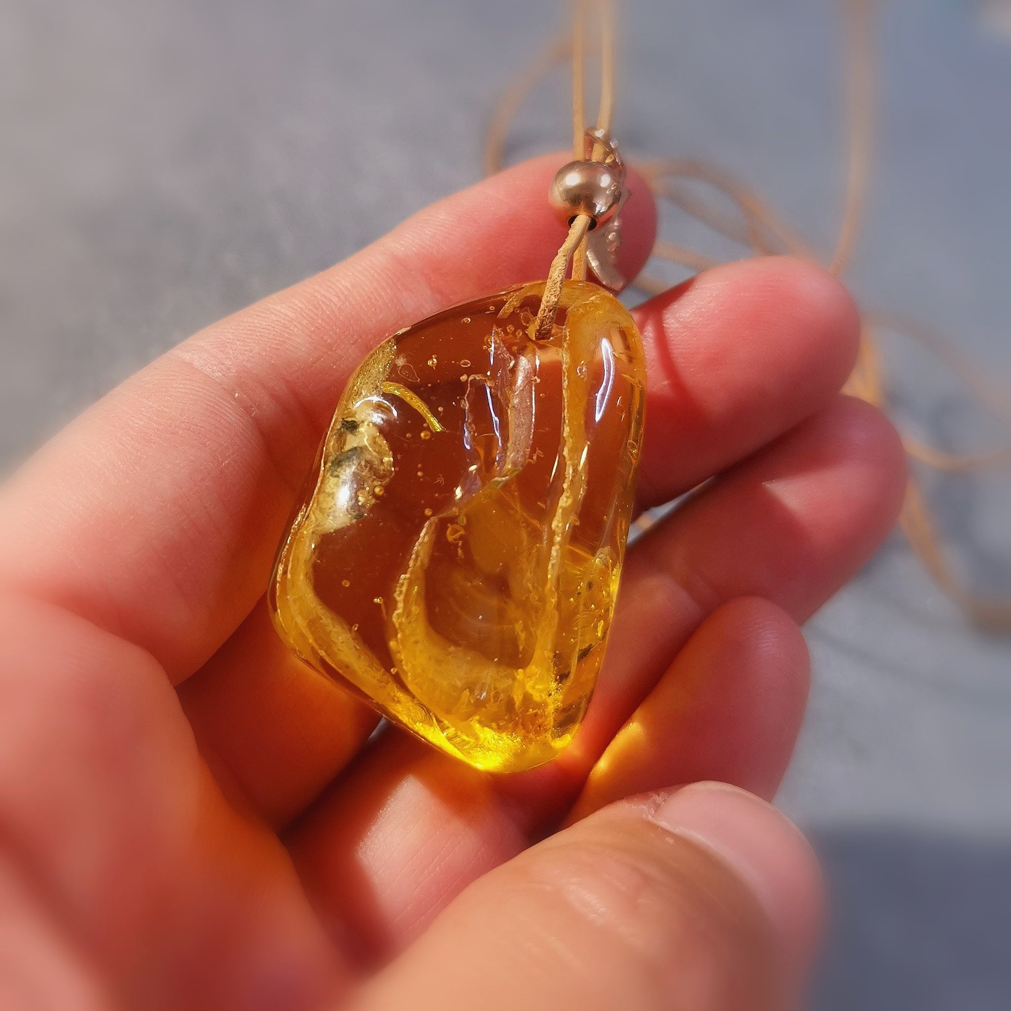 Bernstein Edelstein Neumond Leder Karma Kette, geweiht, rose vergoldet, geweiht mit Licht und Liebe, Himmel und Erde
