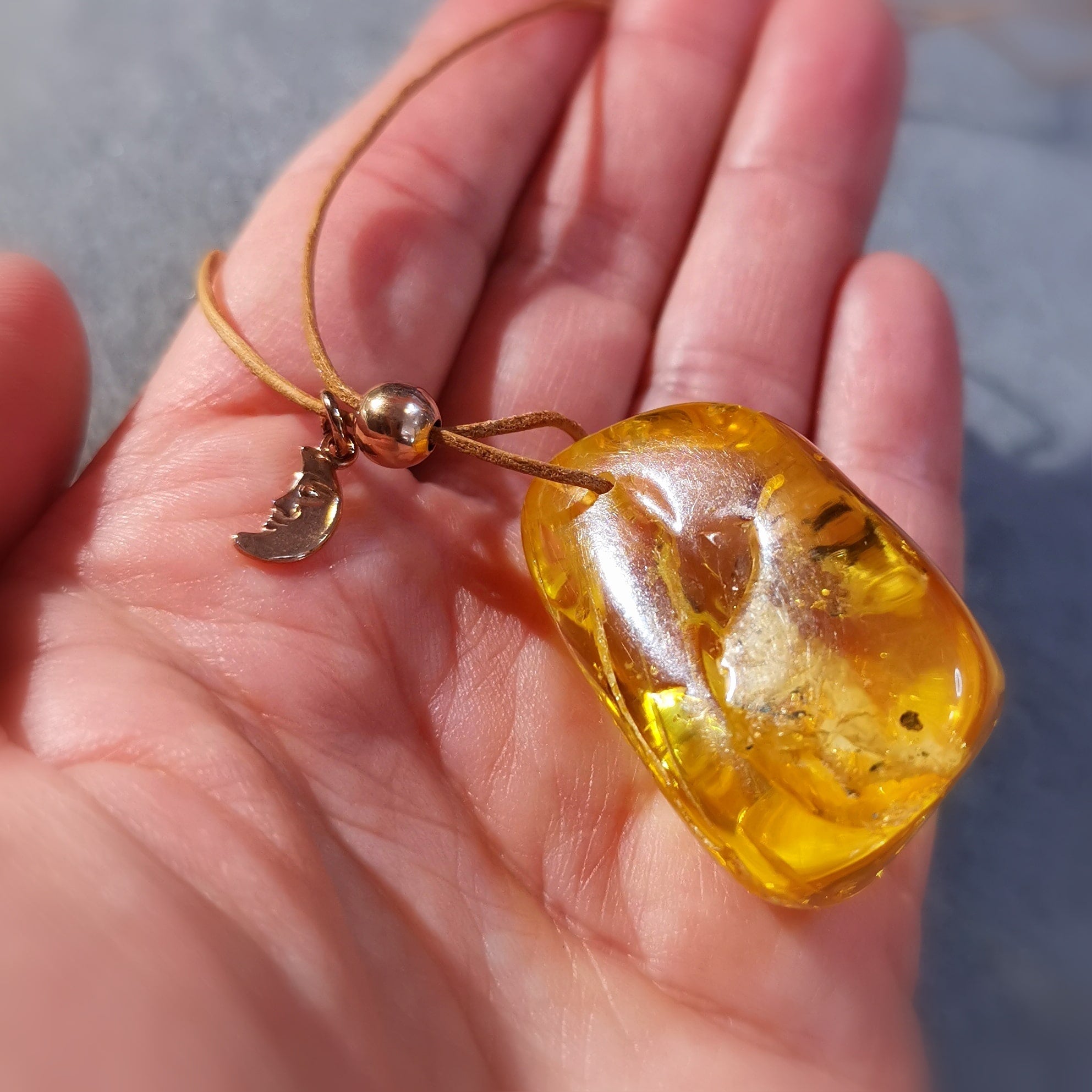 Bernstein Edelstein Neumond Leder Karma Kette, geweiht, rose vergoldet, geweiht mit Licht und Liebe, Himmel und Erde