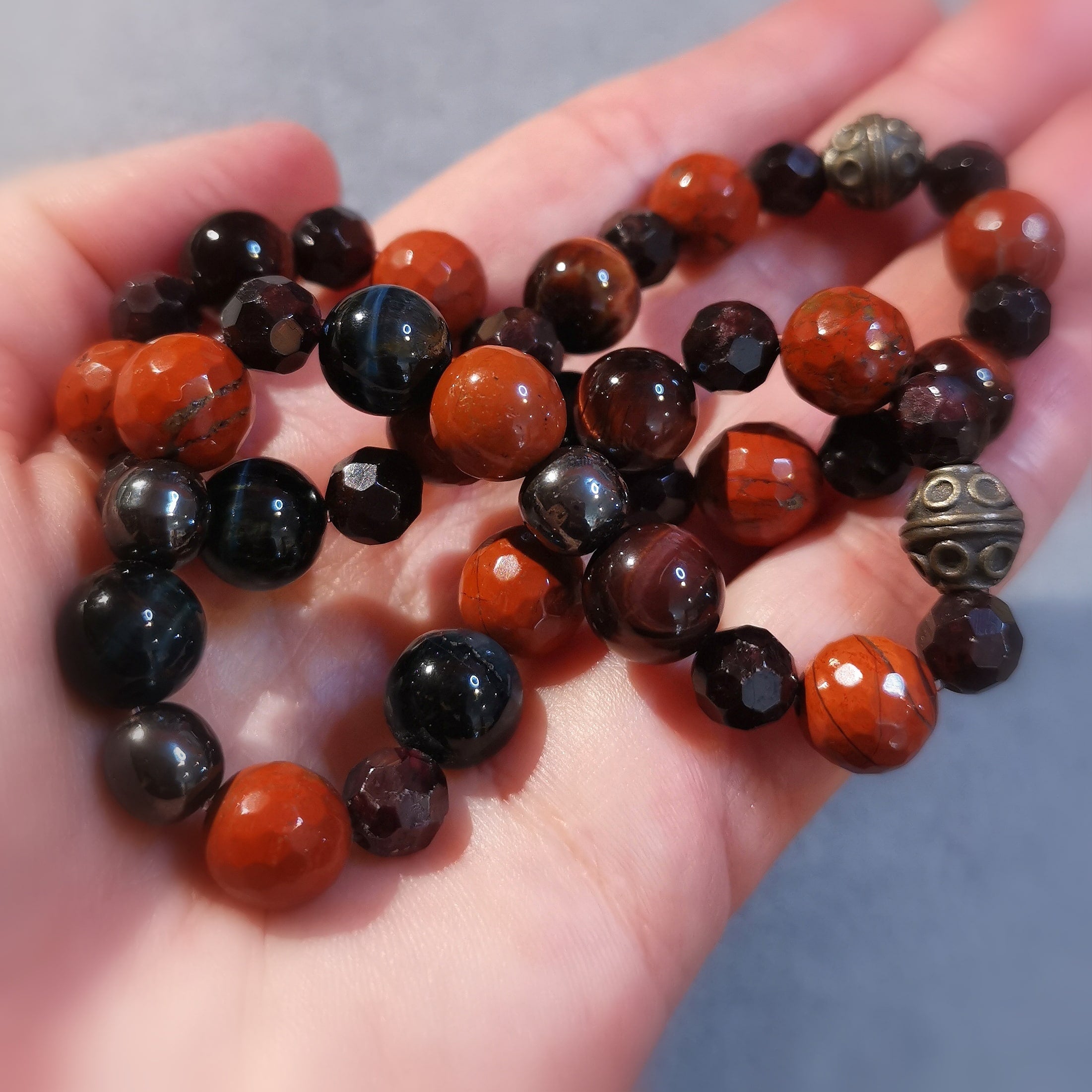Granat Hämatit Jaspis Falkenauge Paar Schmuck Armband Set, 2 Karma Armbänder, geweiht, Liebe und Freundschaft