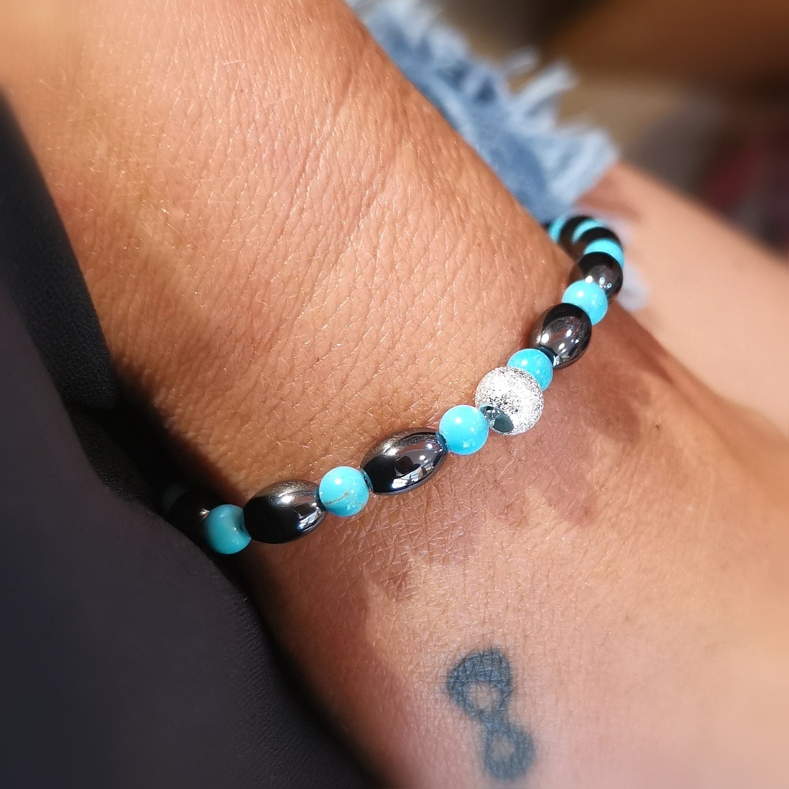 Hämatit Tibet Türkis Edelstein Heilstein Karma Armband, geweiht, frische neue Energie