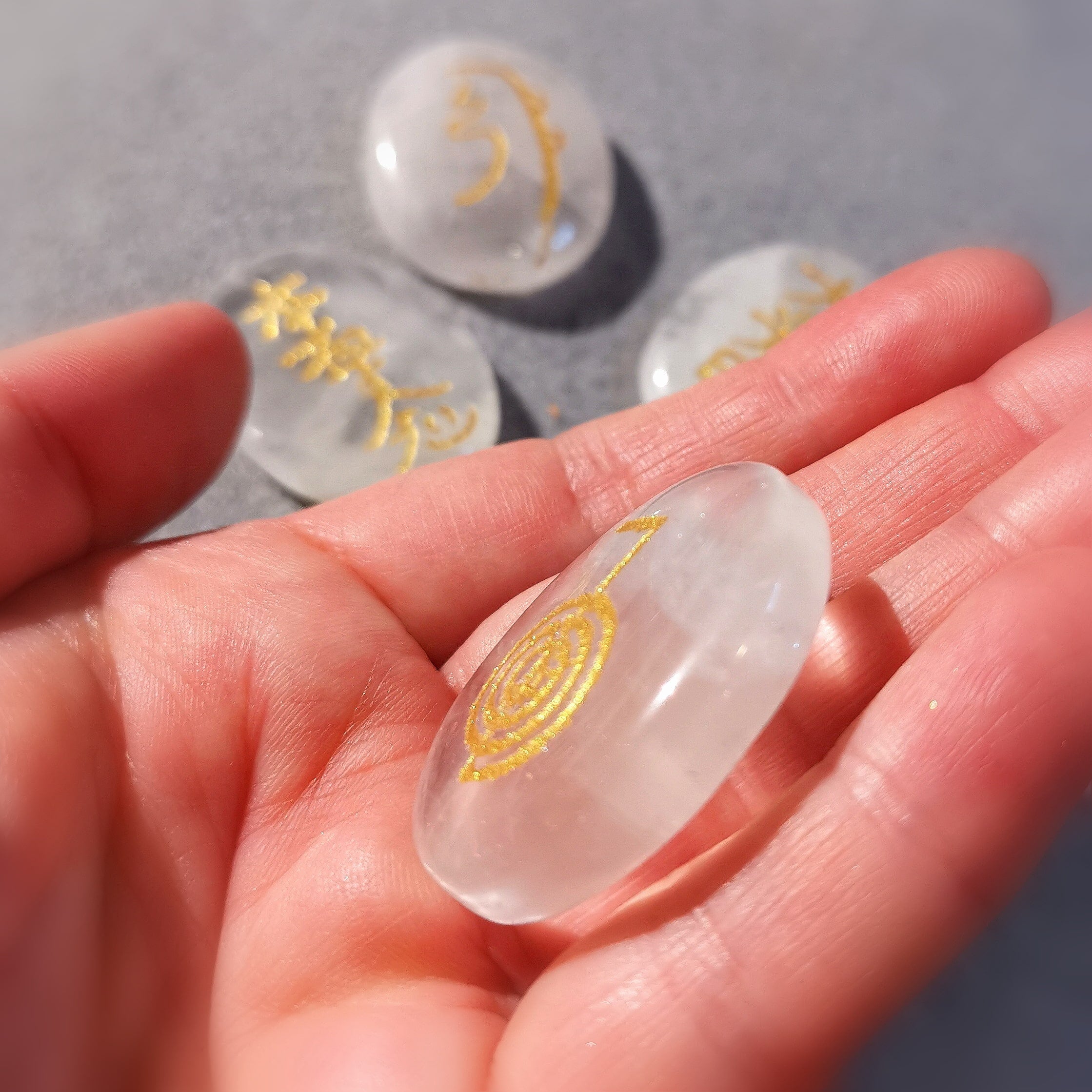 Bergkristall Edelstein Handschmeichler, Reiki Meditations Set- Licht und Liebe, geweiht - Klarheit