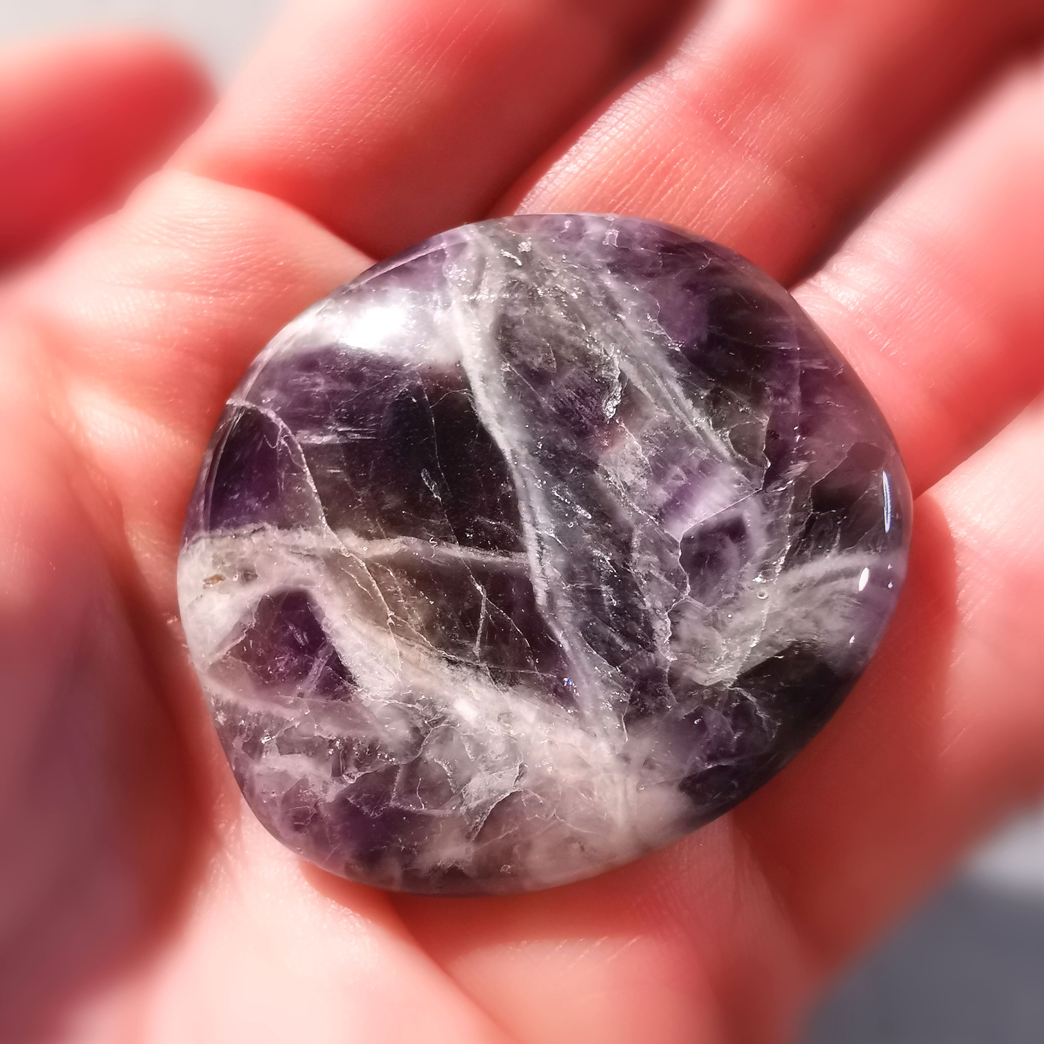 Chevron Amethyst Handschmeichler Taschenstein, Meditation, Reiki, Behandlungen, Wellness, geweiht, Klarheit und Frieden