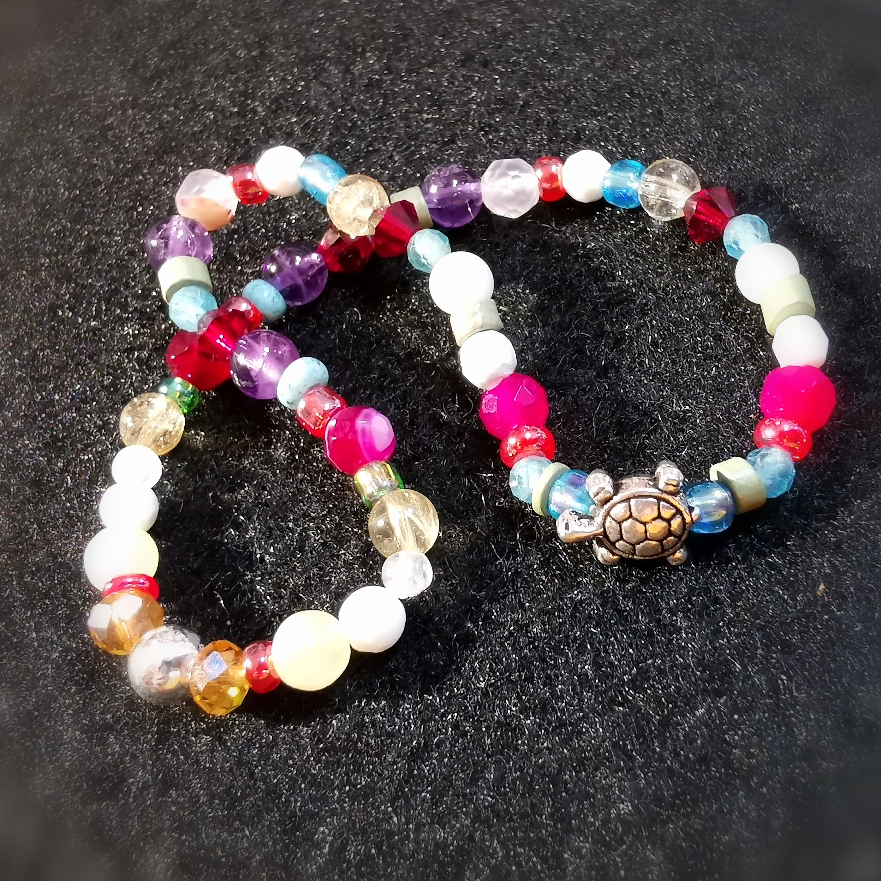 "1000 Kostbarkeiten" Schildkröte Wasserschildkröte Krafttier Edelstein Mix Karma Armband, geweiht, Freude Freude Freude