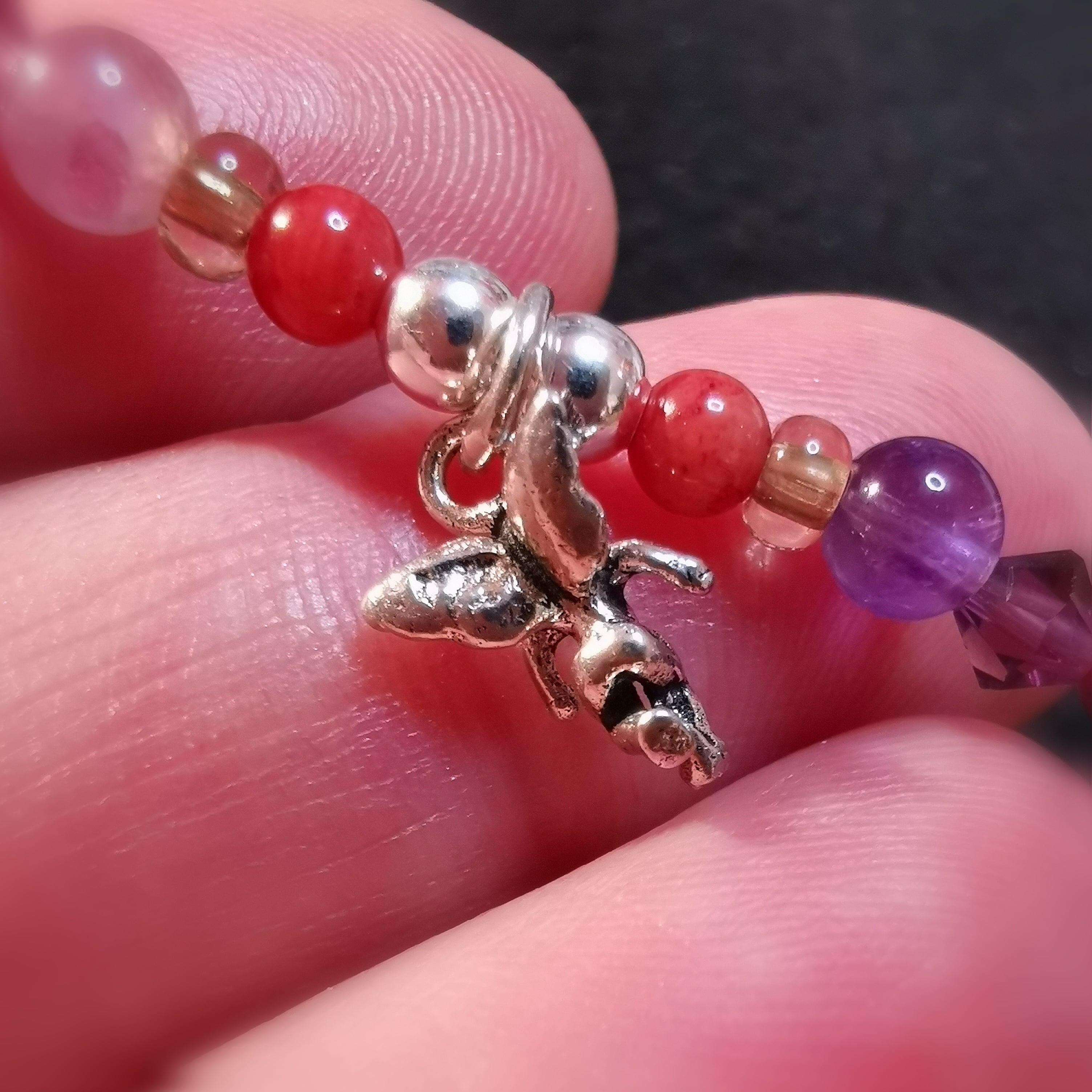 Engel Turmalin Koralle Amethyst Edelstein Heilstein Karma Armband geweiht: Kraft - Schutz - Intuition