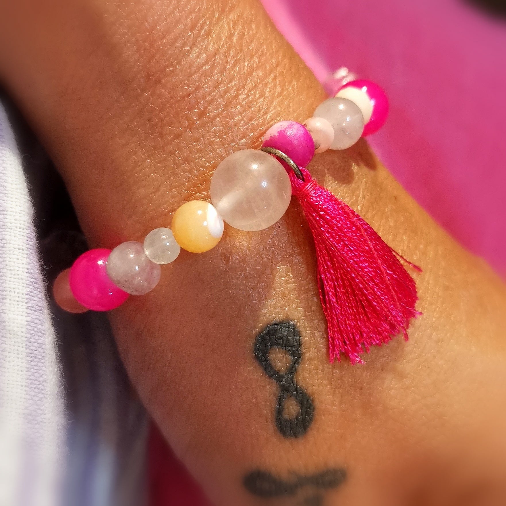 Edelstein Mix Karma Armband, Ton in Ton, Rosa Pink, geweiht, Hippie Heilstein Mode, Liebe Liebe Liebe