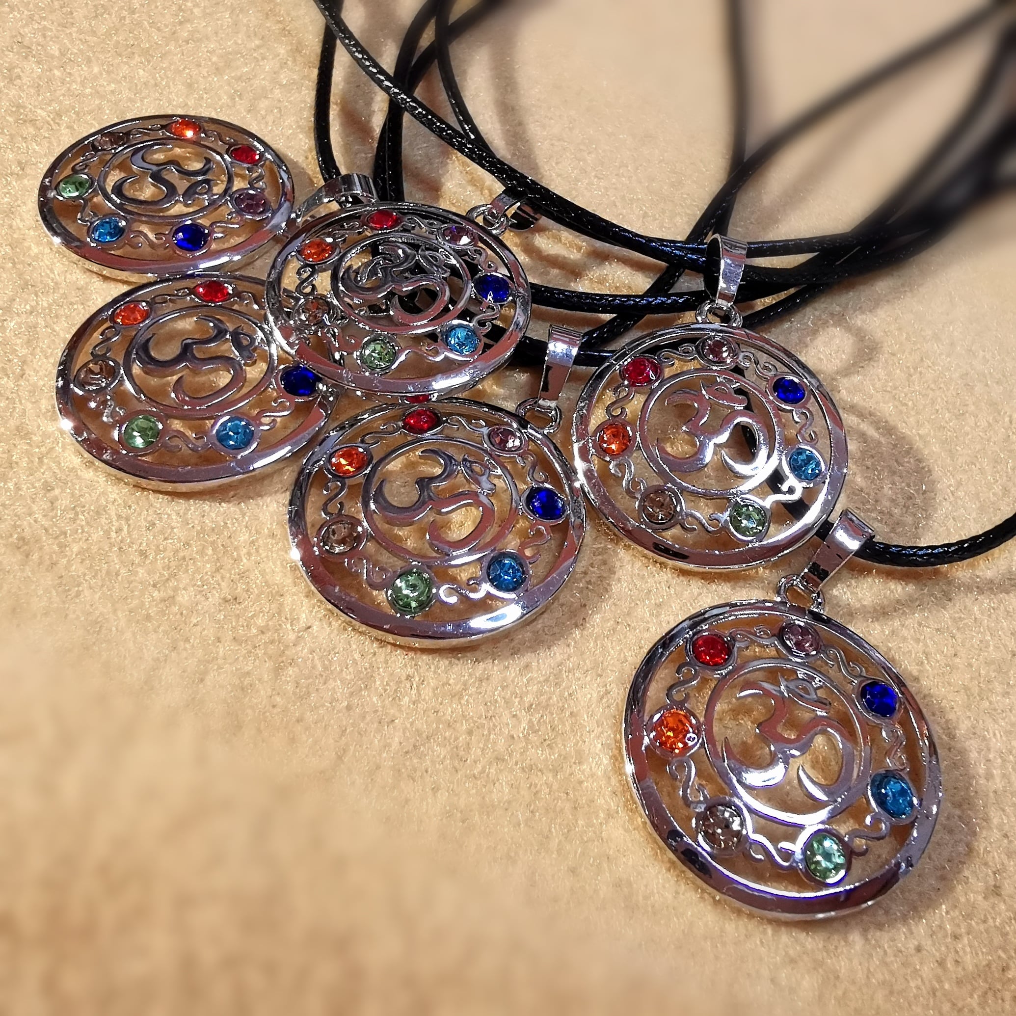 OM Symbol Chakra Zirkon Edelstein Kette - innerer Frieden