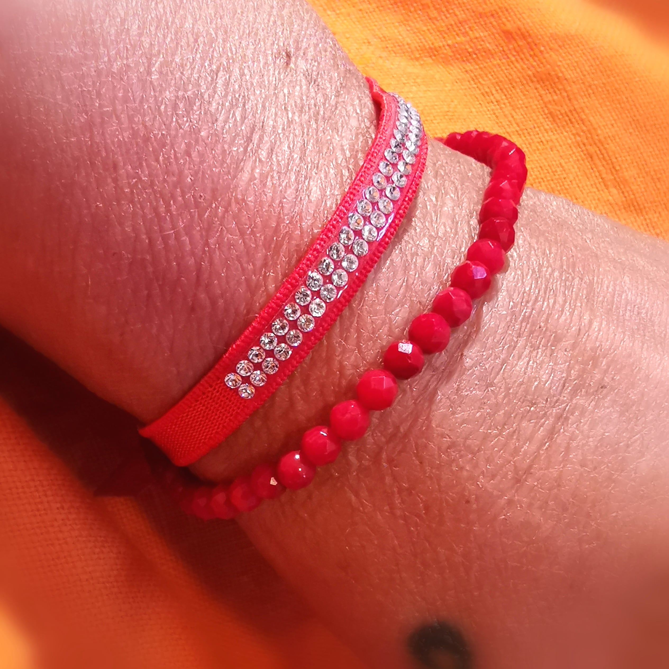 geweiht: Koralle Armbändchen Set love peace and happiness, Edelstein Heilstein Karma Armband und Swarovski Kristalle, Licht und Liebe