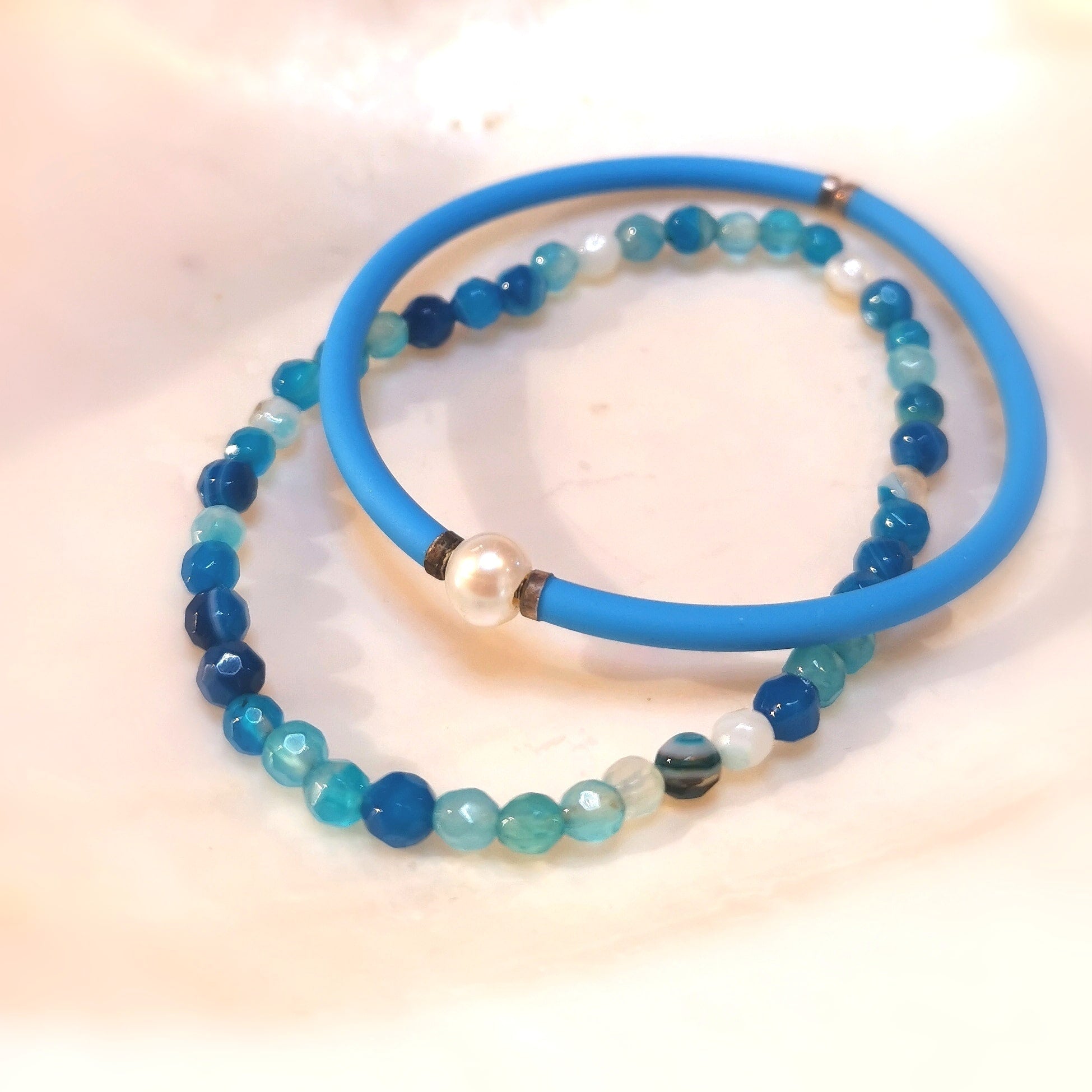 Armband Set Blau Türkis, Achat Perle Kautschuk Boho Hippie, geweiht, "endlich Durchatmen