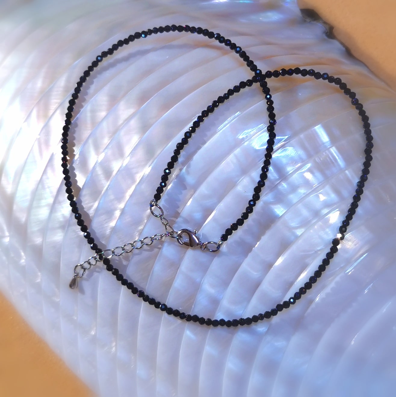 blauer Aventurin Edelstein Kette, filigrane 2 mm Heilsteine, Entspannung