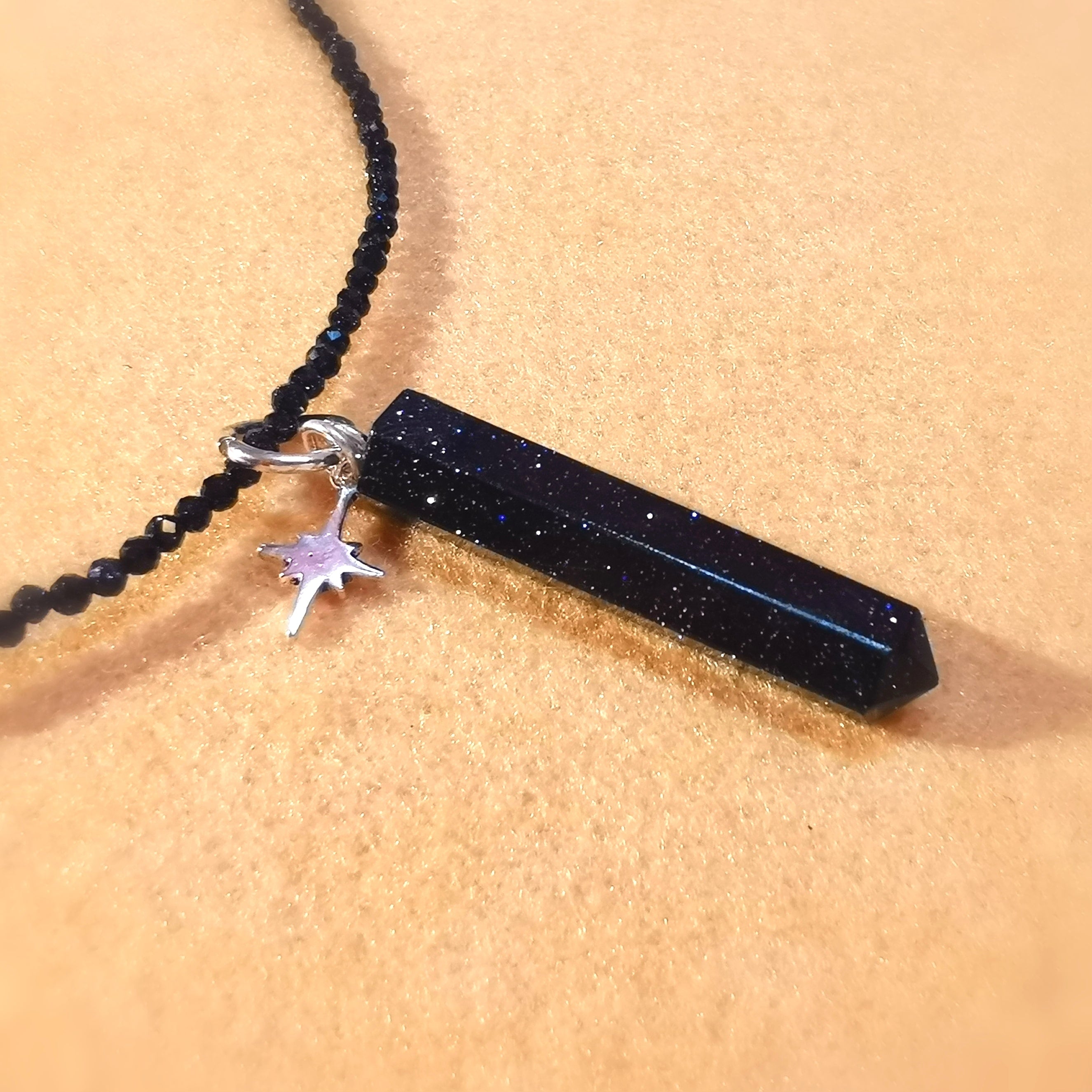 blauer Aventurin Edelstein Spitze Polarstern Karma Kette, filigrane 2 mm Heilsteine, Intuition und Vertrauen