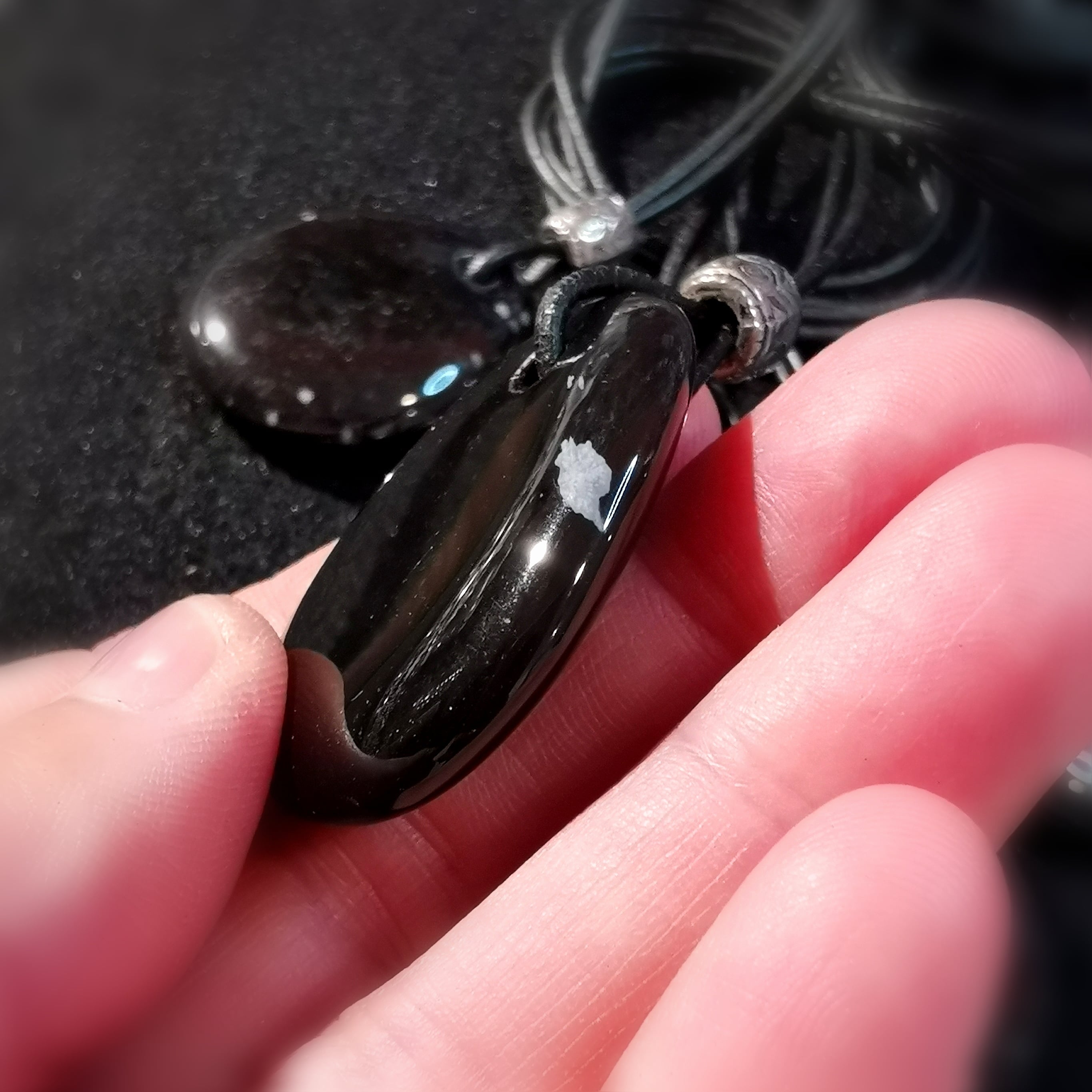 Schneeflocken Obsidian Edelstein Leder Karma Chakra Kette, Schutz und Hoffnung
