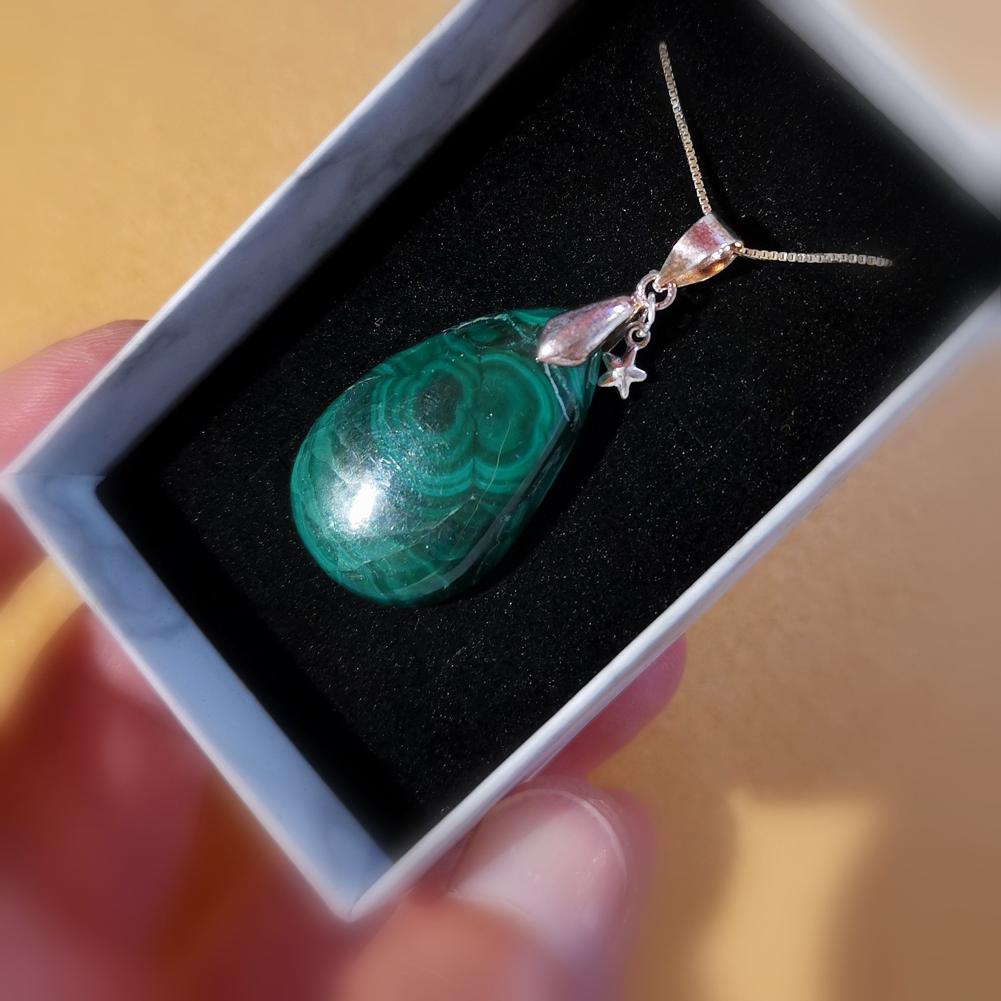Malachit Heilstein Tropfen, Krafttier Seestern Karma Edelstein Kette, geweiht Herzschutz und Liebe