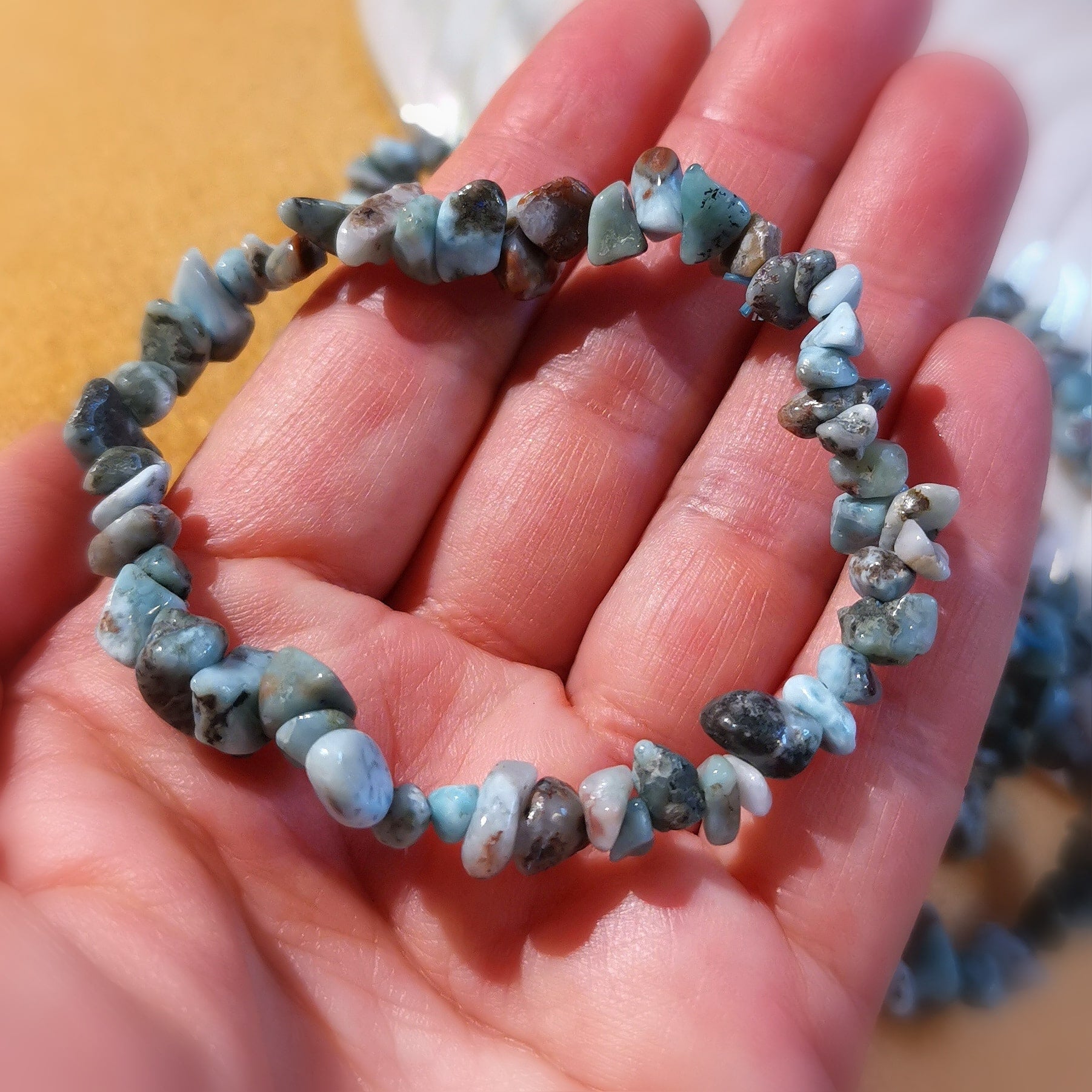 Larimar Heilstein Edelstein Armband Freiform, Leichtigkeit und Freiheit