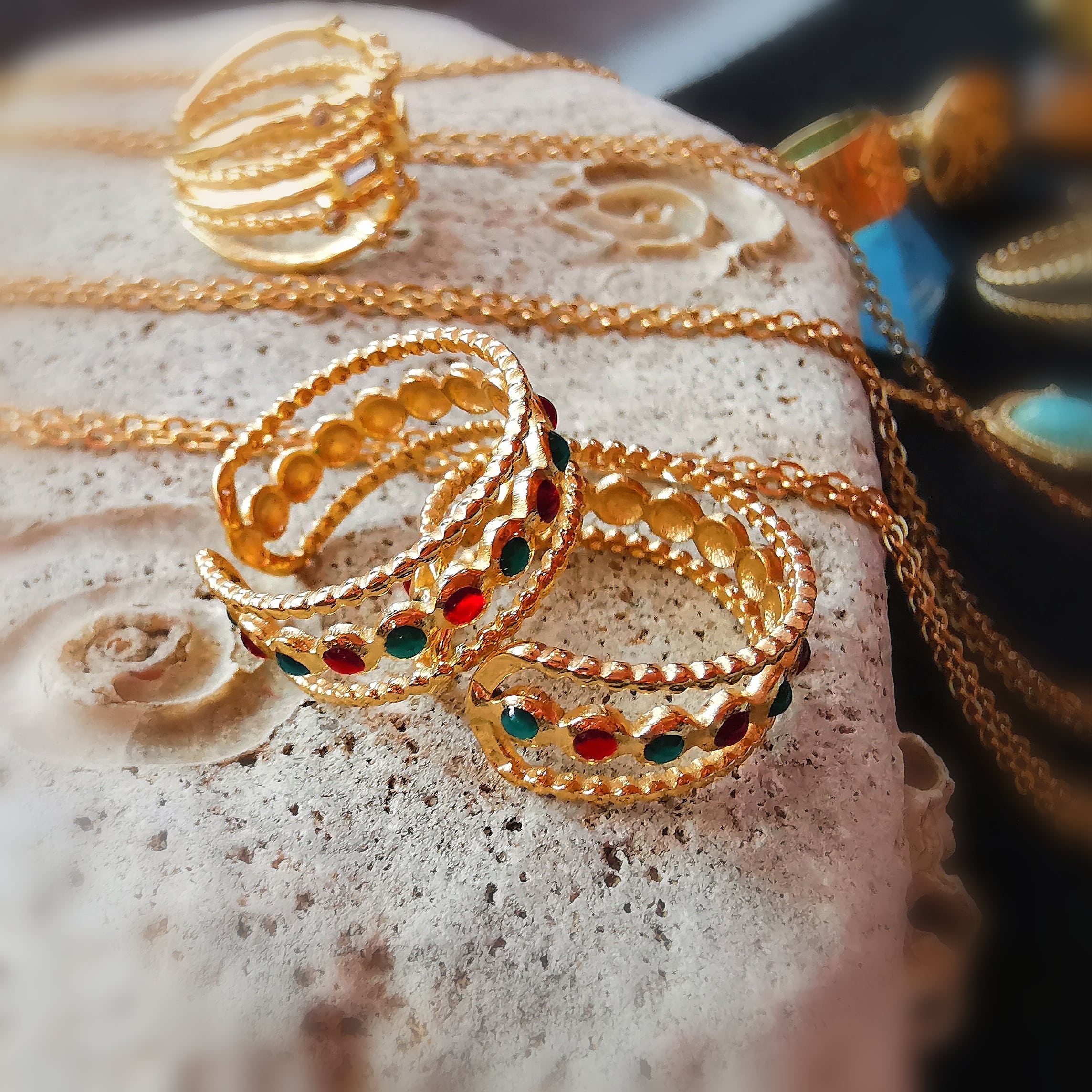 Zirkon Edelstein Ring, Boho Gold Karma Schmuck geweiht, Freude