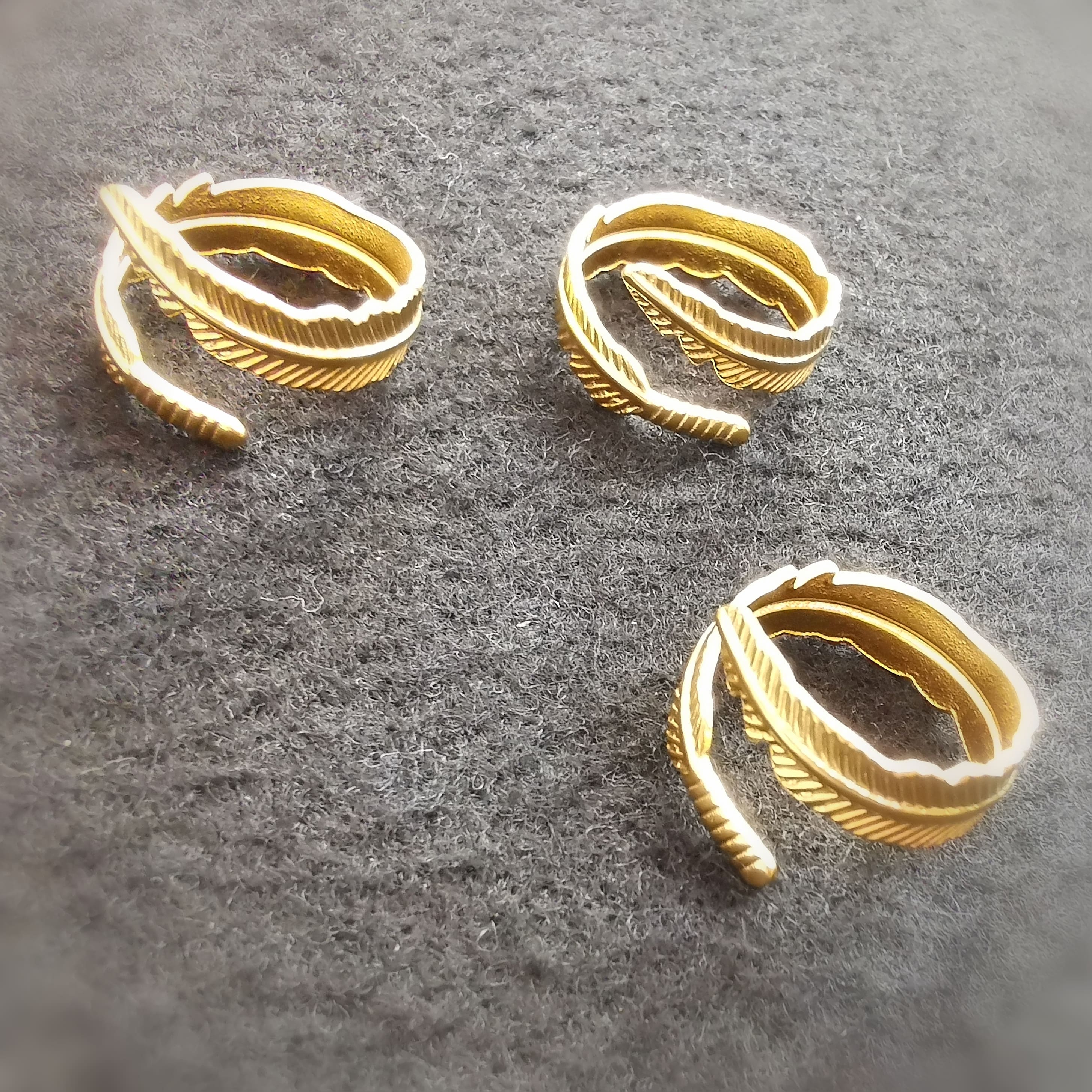 Engelsfeder Feder Gold Ring - Leichtigkeit und Glück