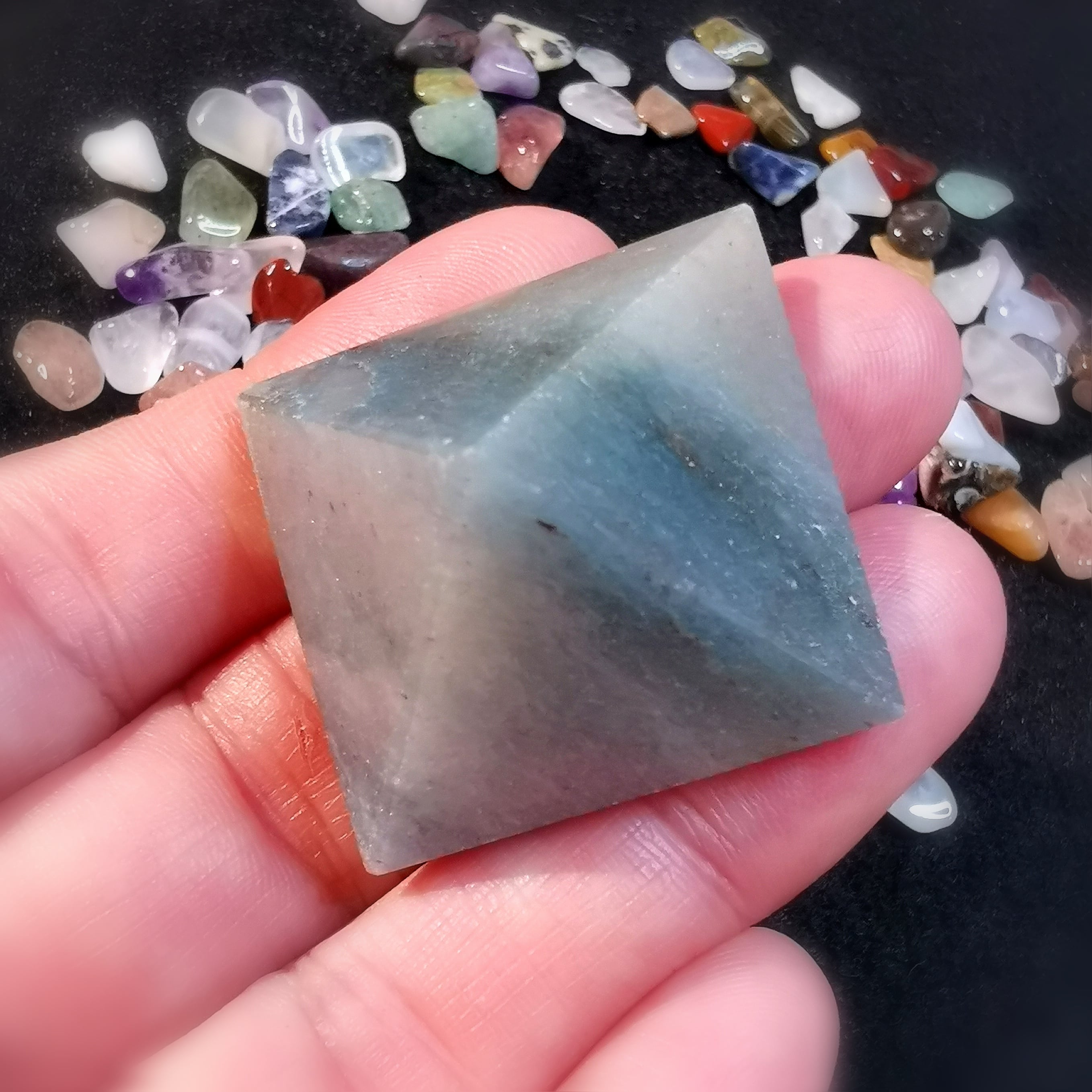 Amazonit Edelstein Pyramide, Raumreinigung Meditation, Gesundheit für Körper, Geist und Seele - neue Frische und Kraft