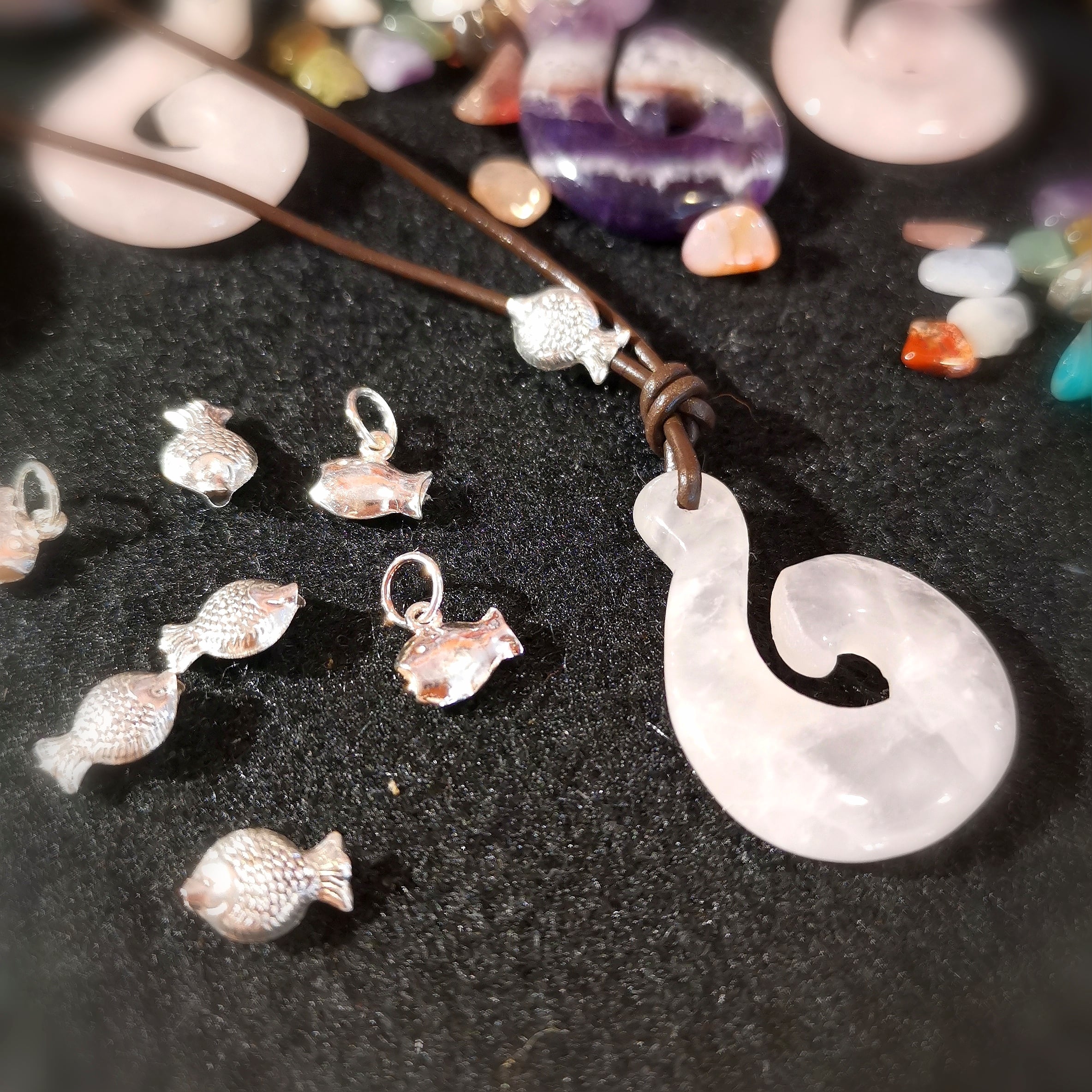 HEI MATAU Angelhaken Maori Edelstein Heilstein Talisman Karma Kette, geweiht - neue Kraft