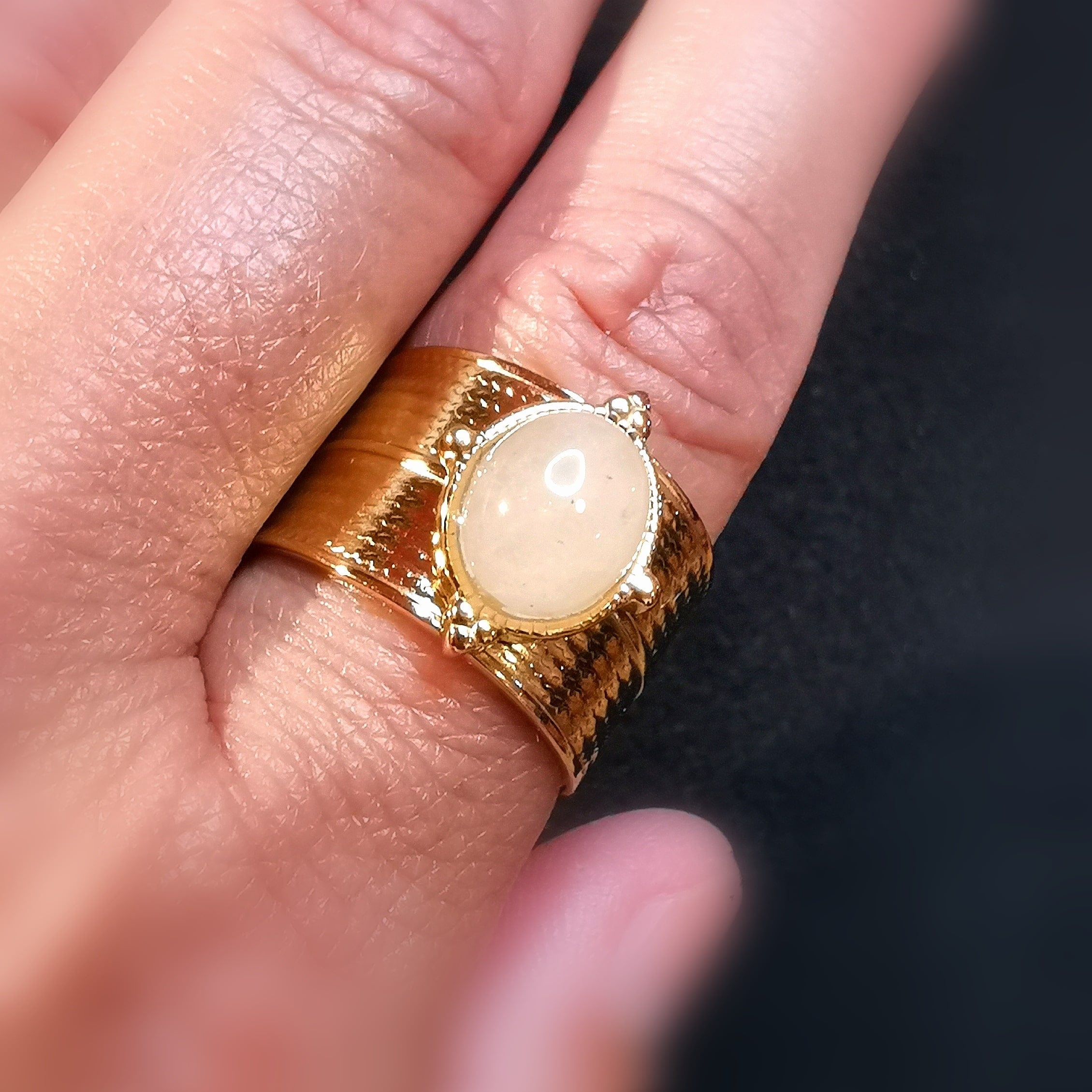 Rosenquarz Edelstein Heilstein Ring, Boho Gold Karma Schmuck geweiht, Harmonie