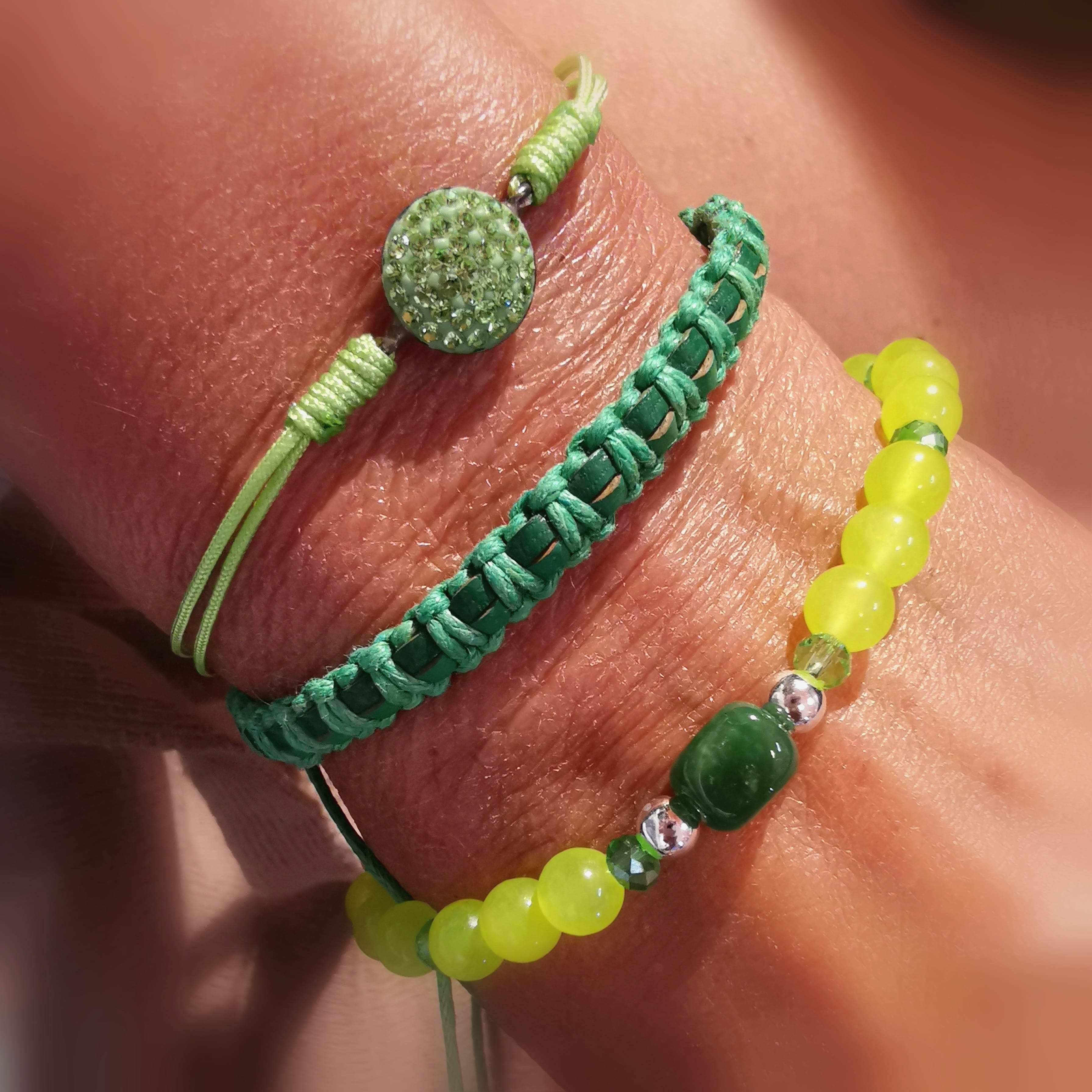 3er Armbändchen Boho Karma Set: gelbe Jade, Chrysopras Edelsteine Heilsteine, Swarovski Kristalle Leder Sterlingsilber, geweiht - Herzchakra Lebensfreude