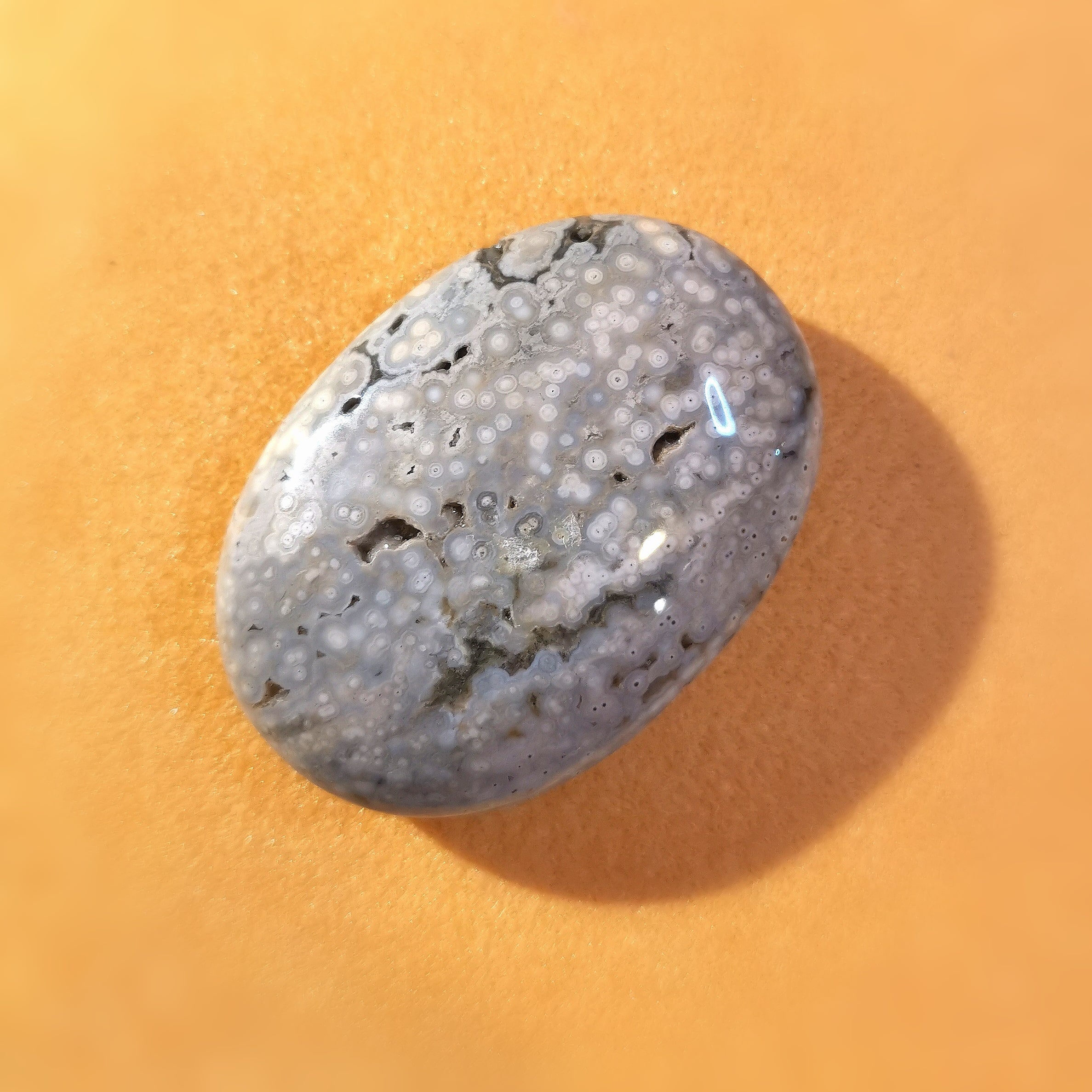 Ozeanjaspis (Ozeanchalcedon) XXL Scheibenstein Handschmeichler "Seifenstein" Meditation und Therapie, geweiht - Erneuerung