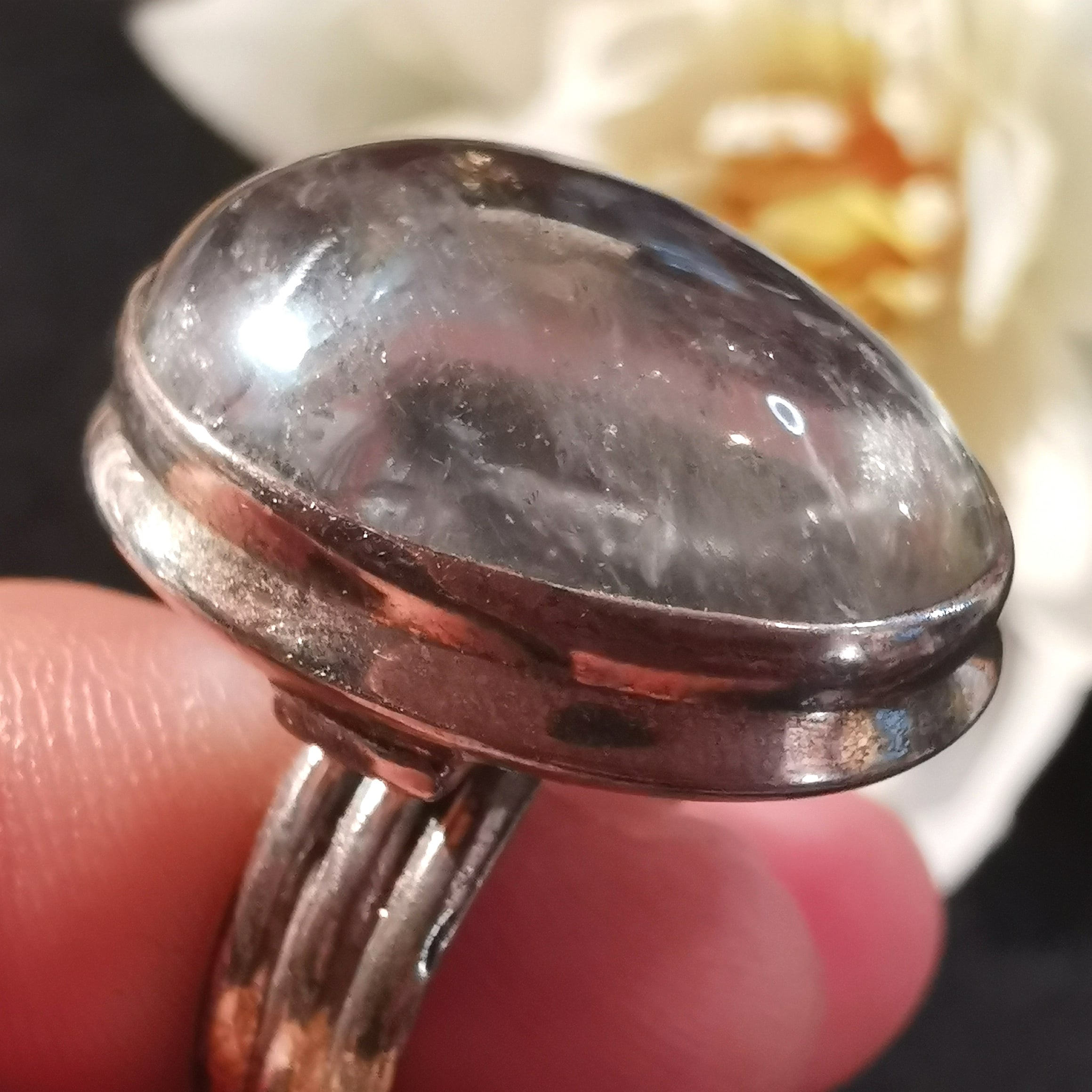 Prasiolith Ring mit zauberhafter Spiegelung, grüner Amethyst in Sterlingsilber, geweiht, Liebe und Vertrauen