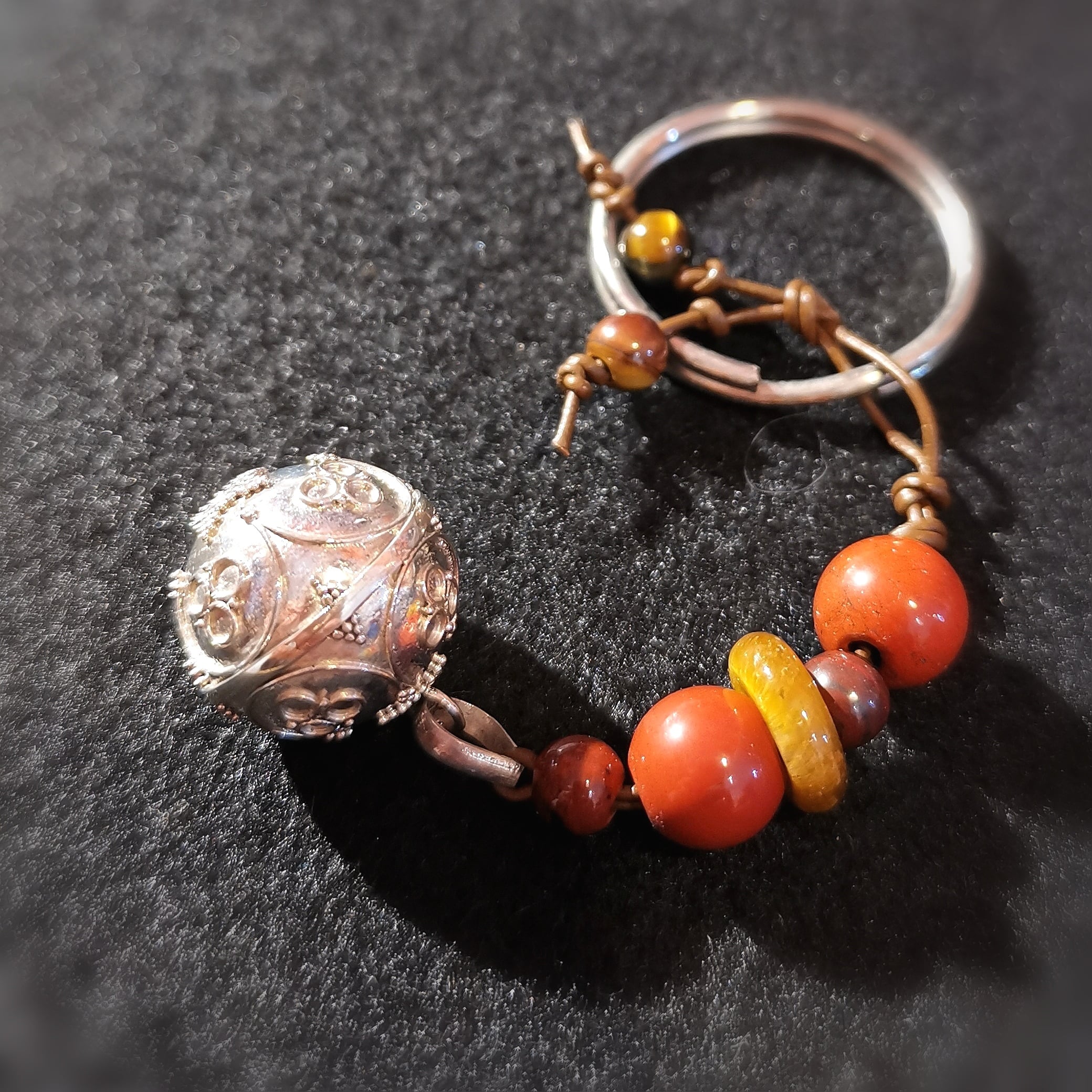 Engelsrufer Schutz Klangkugel Schlüsselanhänger, Karma Edelstein Sterlingsilber Charm, geweiht, Licht und Liebe