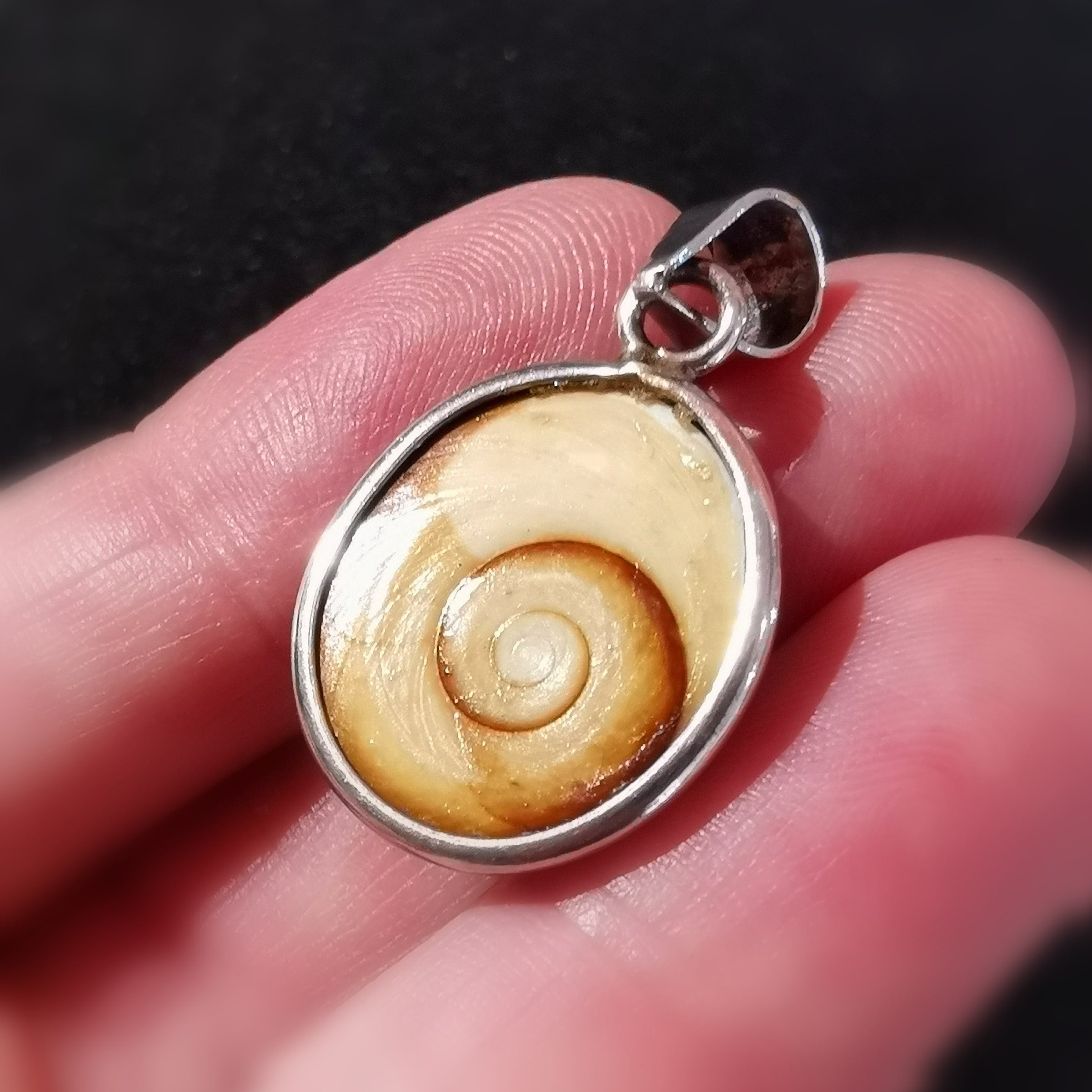Shiva Auge Muschel Glücksbringer Talisman Anhänger Sterlingsilber - Schutz und Liebe