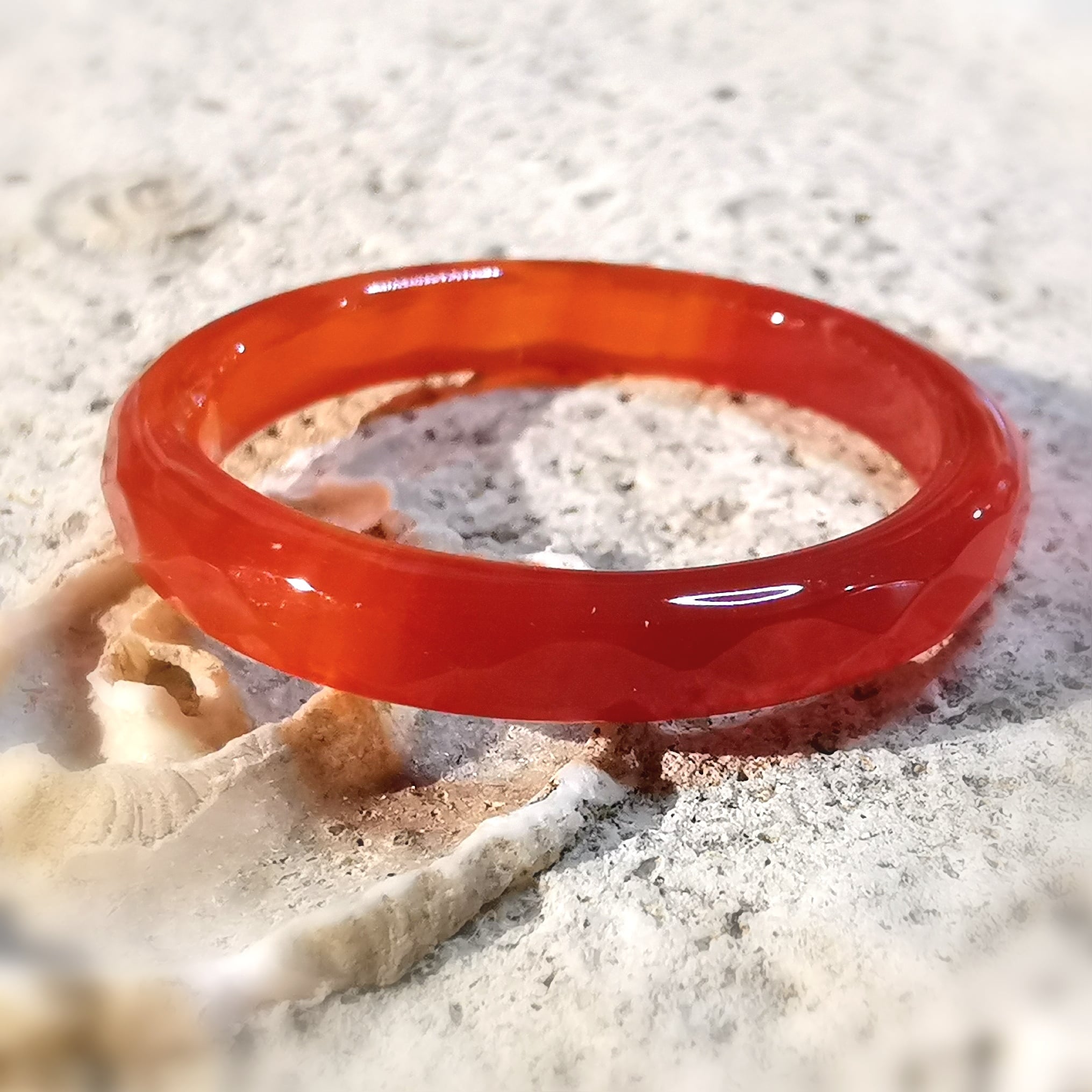 Glück und Freude: Achat Carneol Edelstein Heilstein Karma Ring facettiert. Größe 57 - Lebensfreude und Kreativität