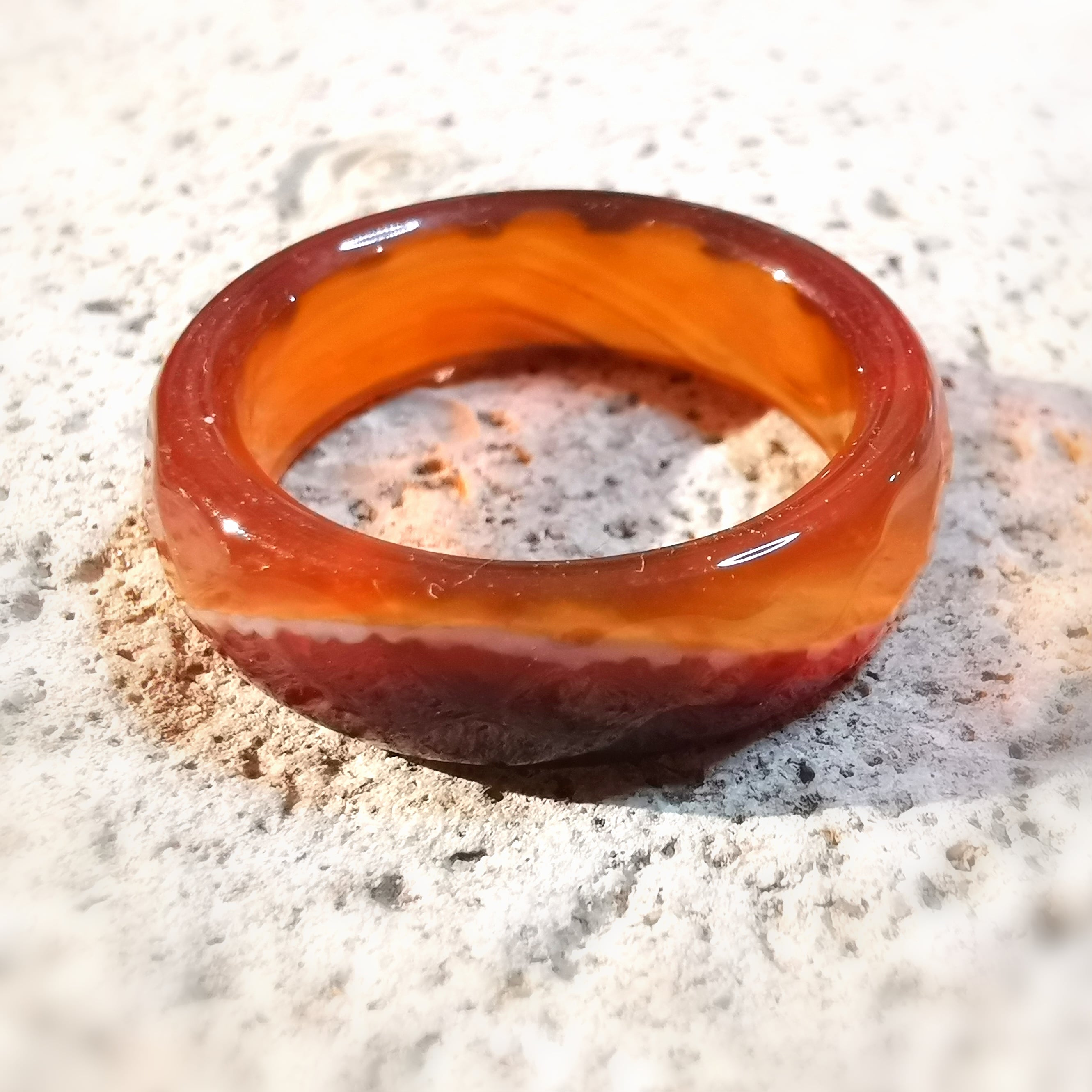 Glück und Freude: Achat Carneol Edelstein Heilstein Karma Ring facettiert - Lebensfreude und Kreativität