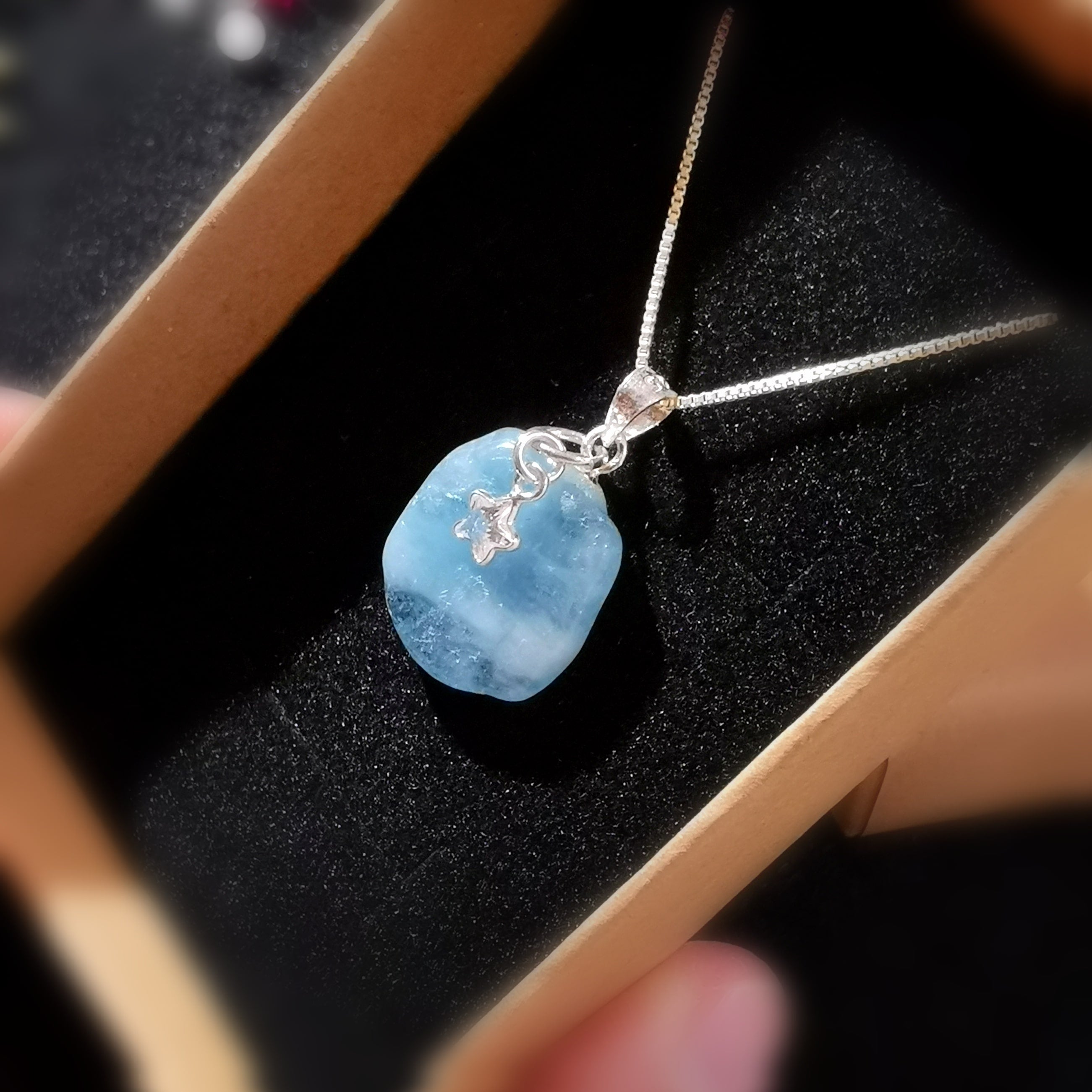 mini Aquamarin Natur Rohstein Seestern Edelstein Heilstein Karma Kette 45 cm, geweiht - Zeit für Wunder