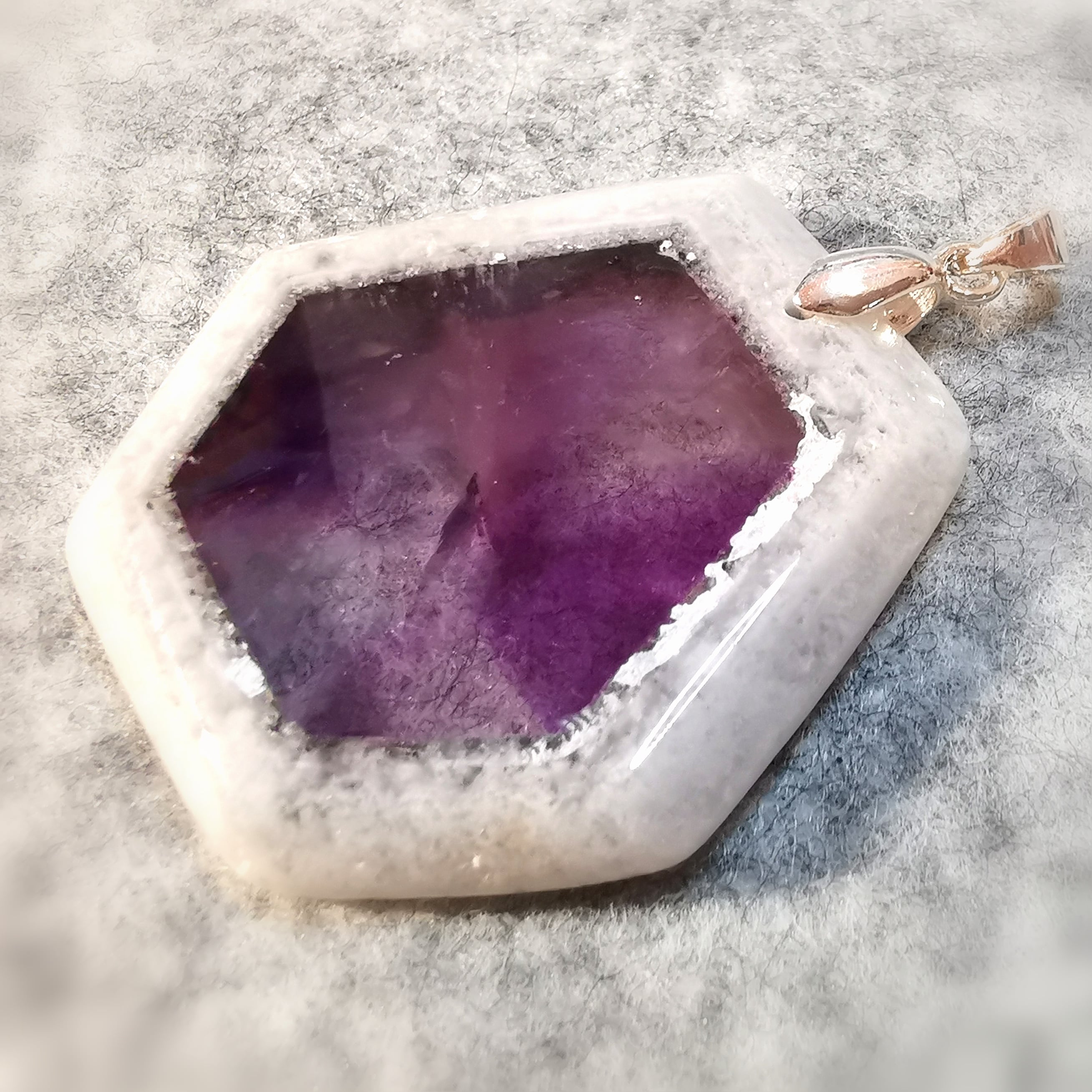 Amethyst Trapiche "Mühlrad" Karma Edelstein Karma Anhänger, Heilstein Rarität geweiht, Vertrauen und Spiritualität