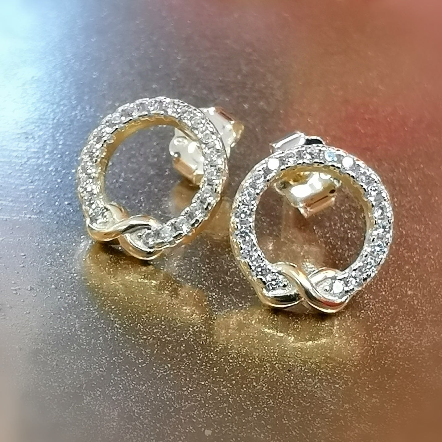 Infinity Zirkon Lebenskreis Glücksbringer Ohrringe Stecker Gold, Schutz und Lebensglück