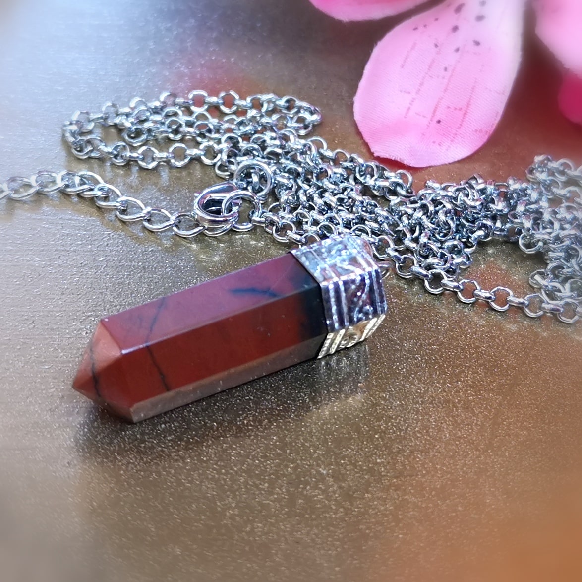 Jaspe rojo piedra preciosa varilla pluma curación piedra raíz chakra karma collar - fuerza y conexión a tierra