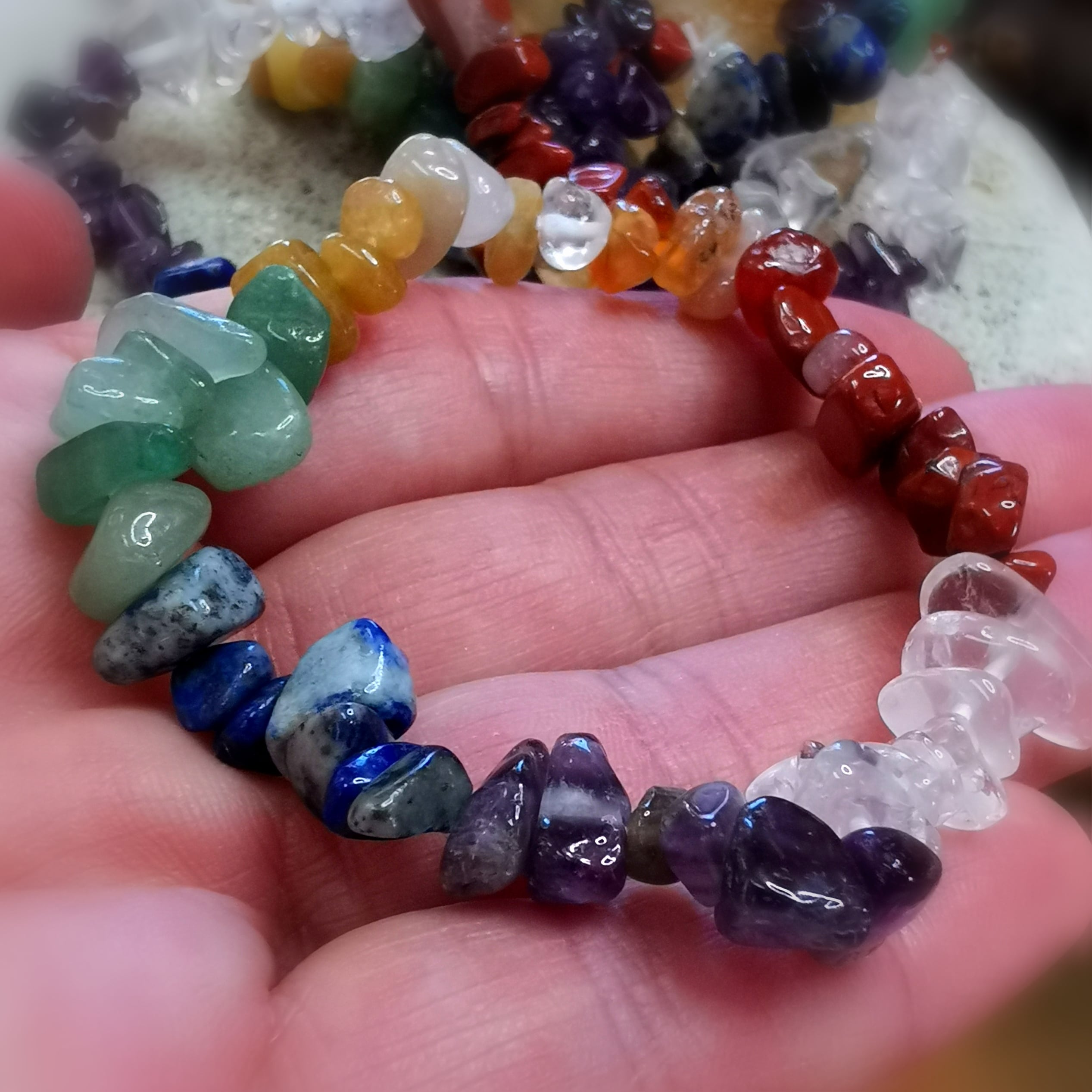 Chakra Armband Freiform Heilsteine, Splitter Edelstein Karma Armband, geweiht, Harmonie