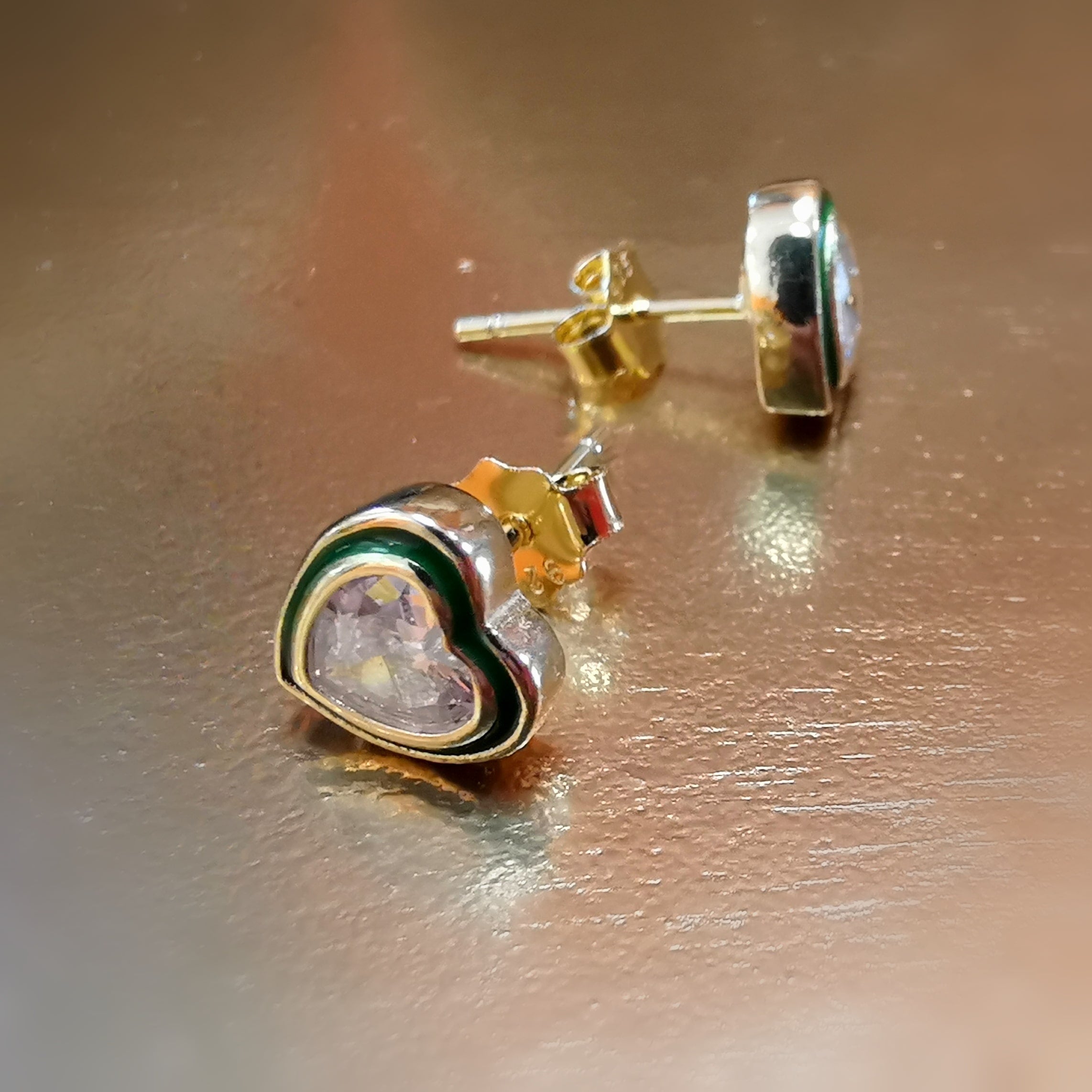 Gold Herz Zirkon Ohrstecker Ohrringe gold, Sterlingsilber vergoldet, Karma Ohrringe, neue Wege zum Glück