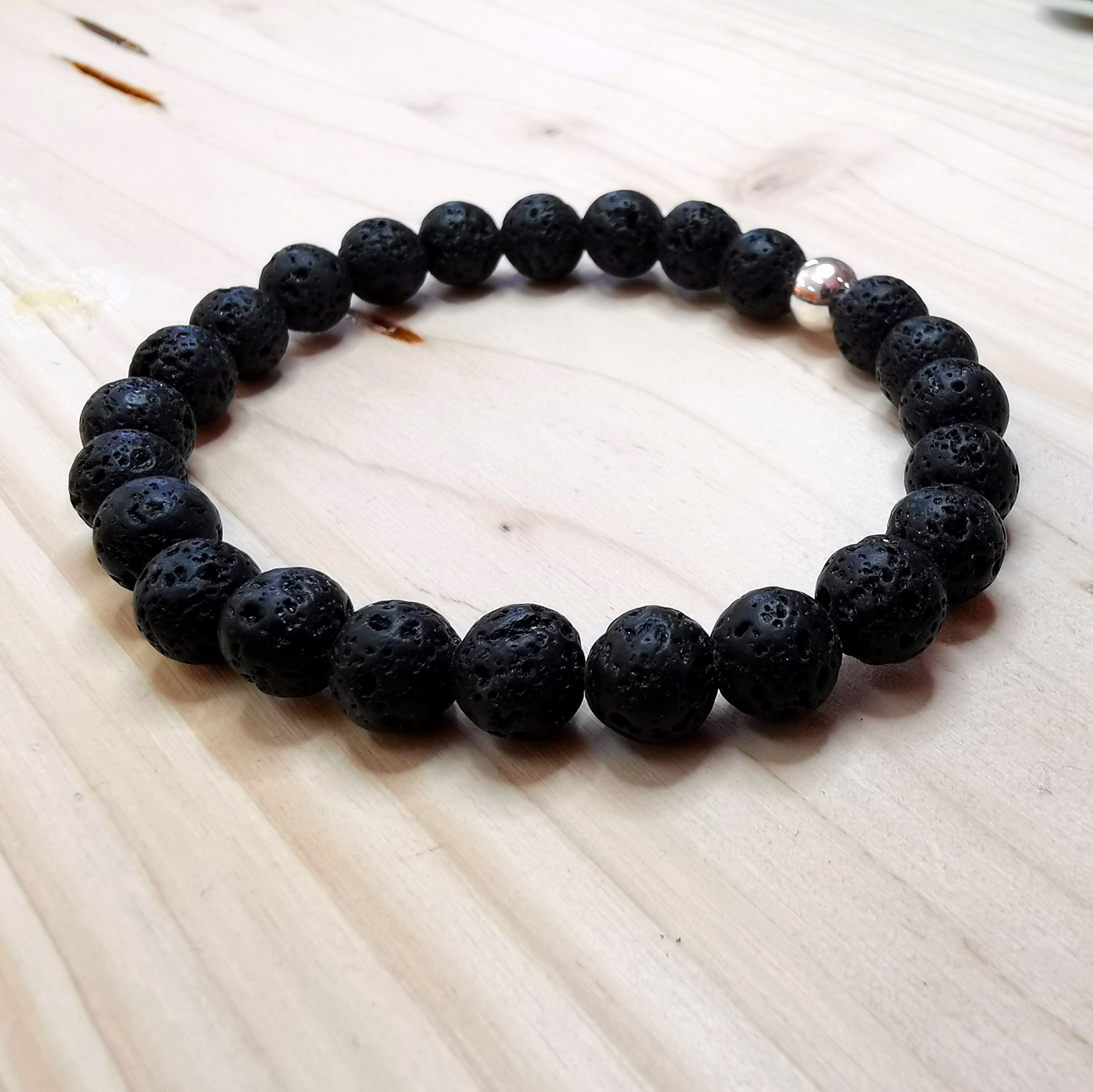Lava Heilstein Karma Armband schwarz Unisex, geweiht: Wurzelchakra Aura Kraft und Gelassenheit