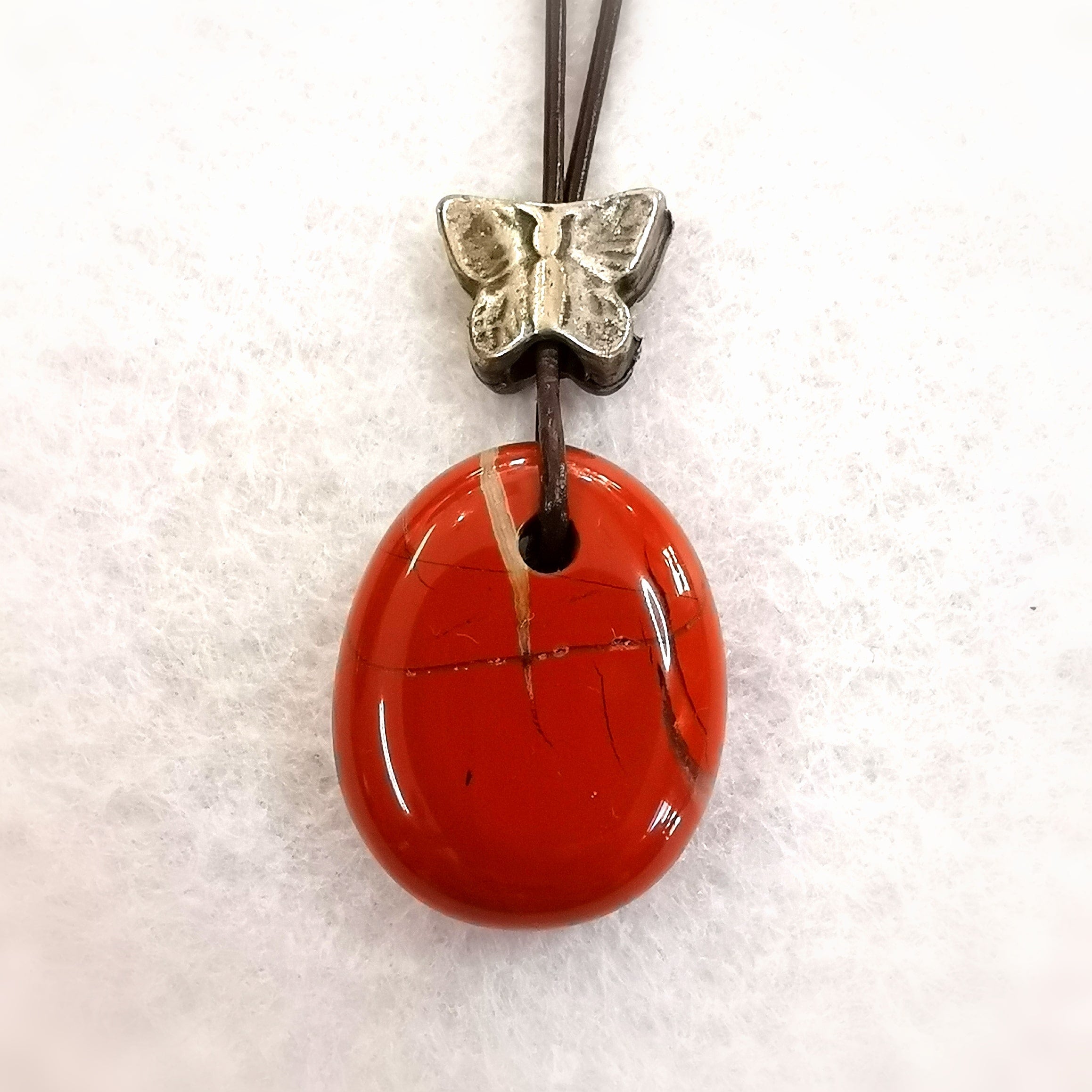 Jaspis rot Edelstein Schmetterling Symbol Karma Schmuck Heilstein Leder Kette - Transformation zum Schönen