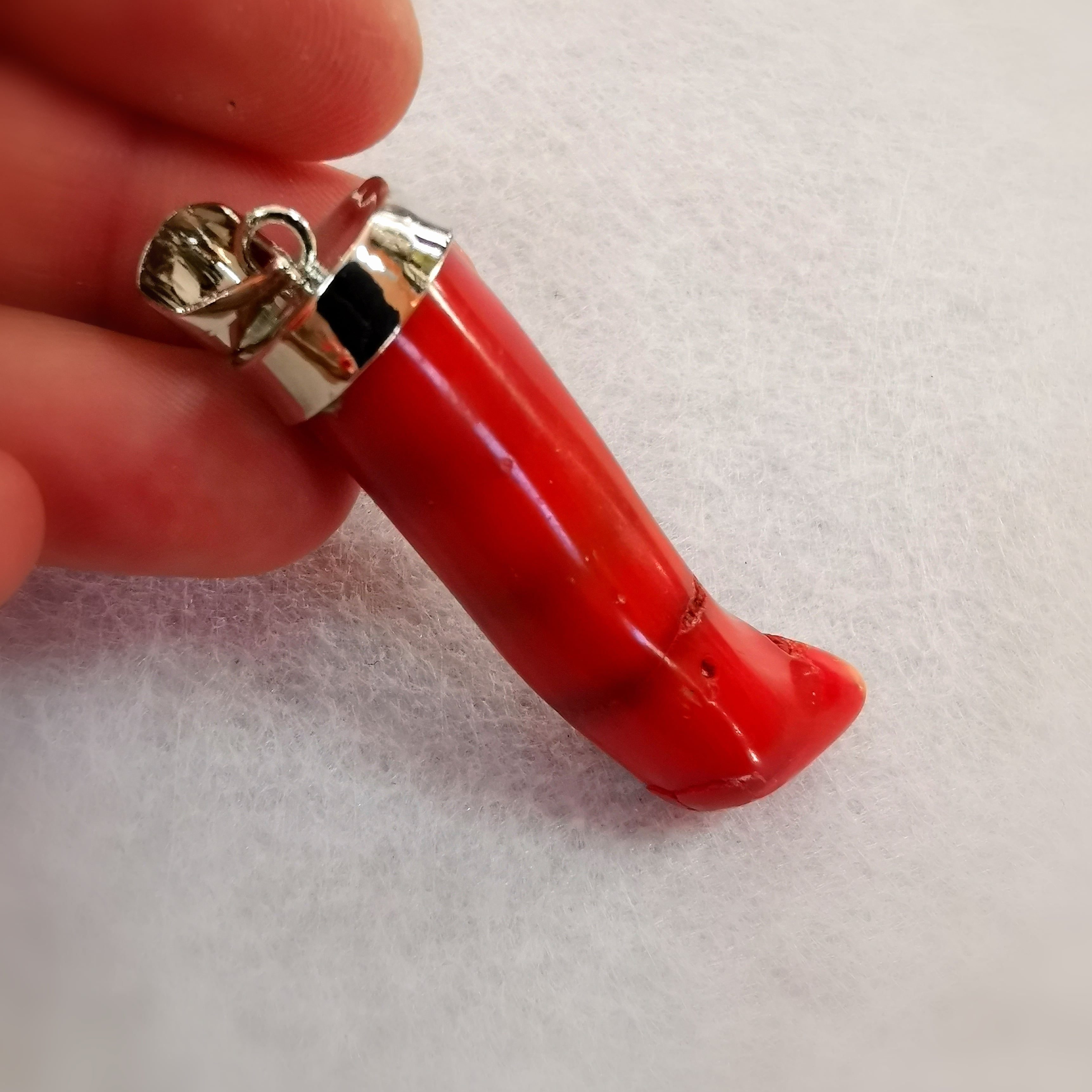 Colgante Karma con Piedra Preciosa Coral Rojo Plata de Ley XL, Consagrado - Voluntad de Vivir Esperanza